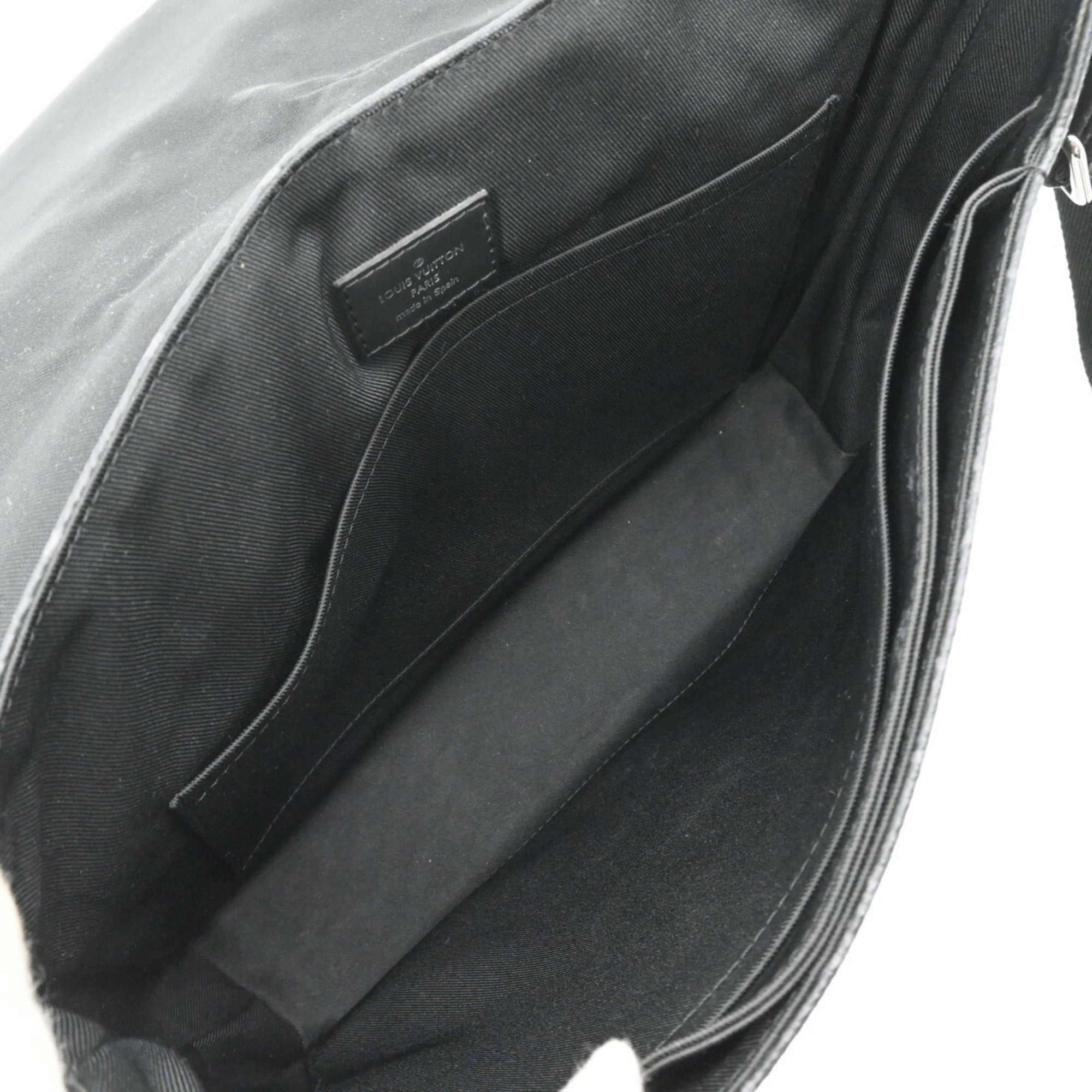 LOUIS VUITTON District MM NM Shoulder Bag, Monogram Eclipse, Black, Men's, M44001 — Like New