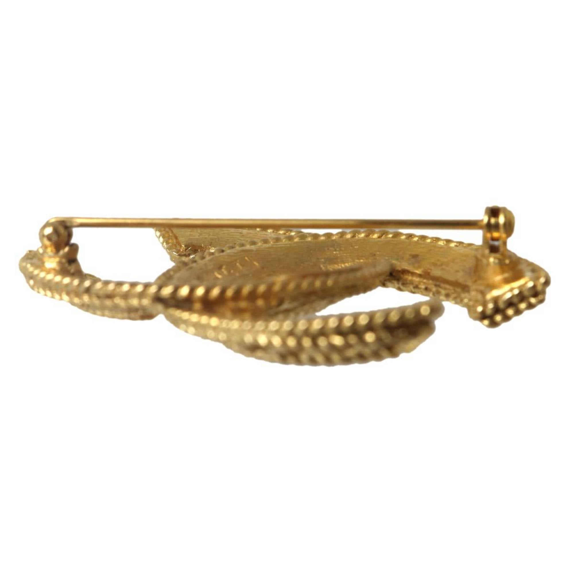 CHANEL Coco Mark Brooch 1108 Gold — Like New