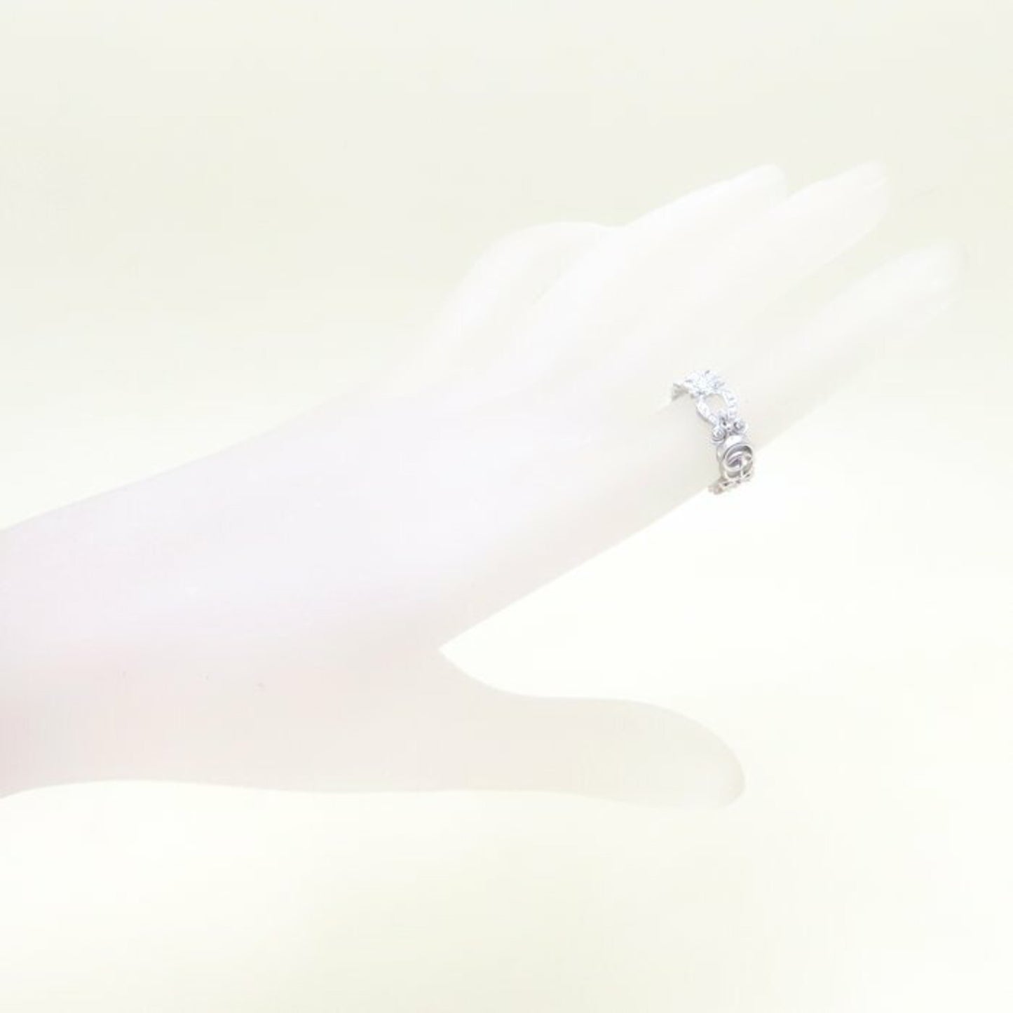 GUCCI Flora Ring, Diamond, #8, Flower Motif, 18K White Gold, Women's, 294308