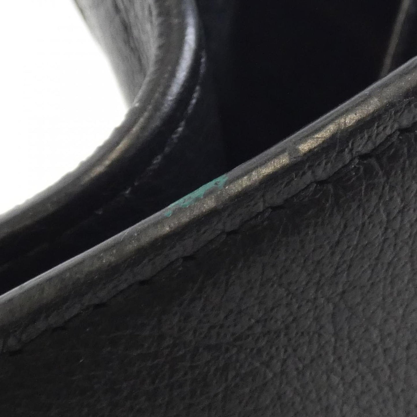 Balenciaga Paper A6 Zip Around Handbag 370926 DLQ0N