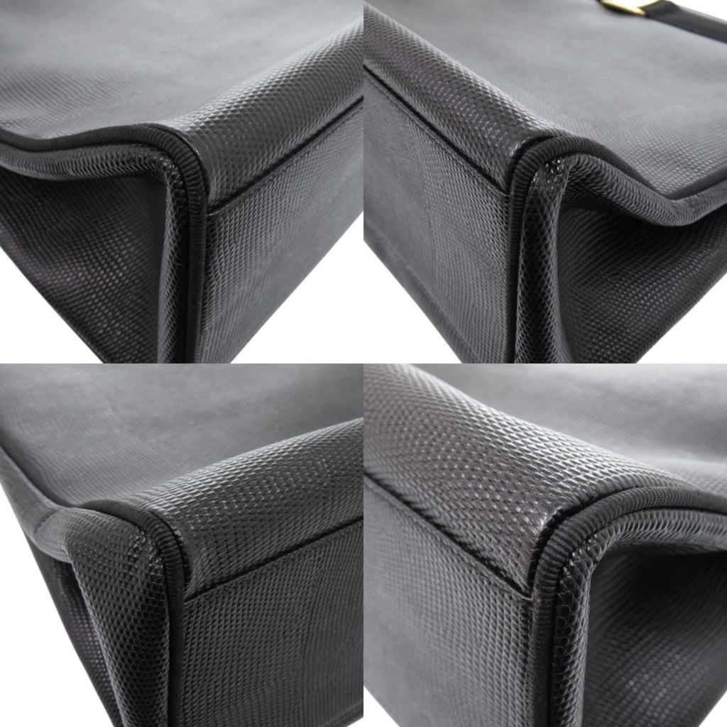 Excellent condition Salvatore Ferragamo Vara Ribbon AU 21 2530 tote bag in black leather with gold hardware. 1237