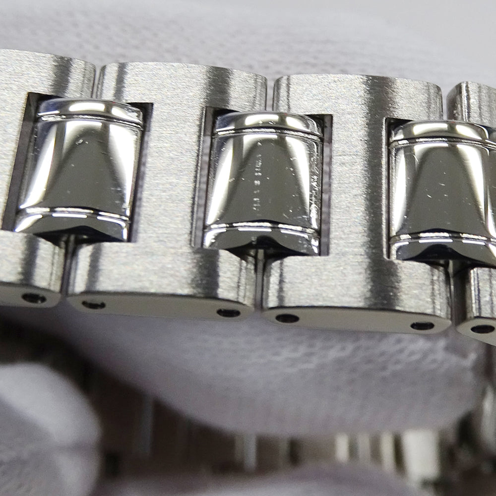 Bulgari BVLGARI Women's Watch, Brand: Date Quartz QZ Stainless Steel SS BB26SS Silver White — Good
