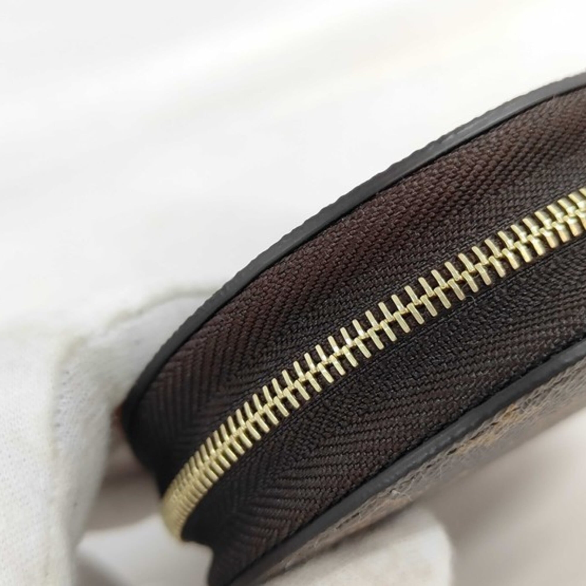 LOUIS VUITTON Louis Vuitton Monogram Eyeshadow Pouch LBC002 Bag Brown Leather Women's — New - Store Return