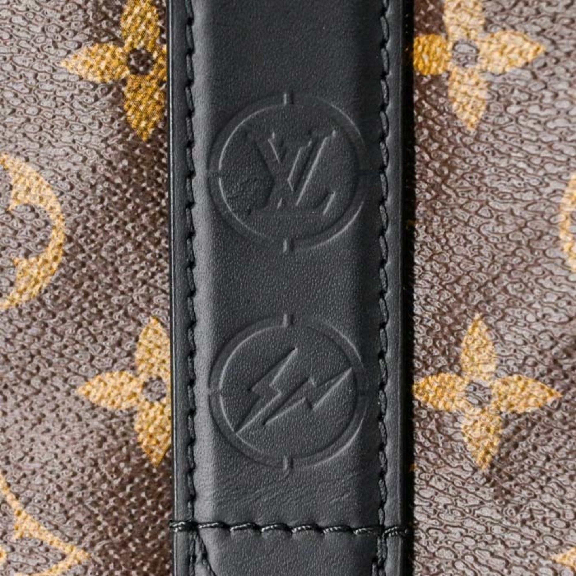 LOUIS VUITTON Louis Vuitton Monogram Macassar Cabas Light Tote Bag Canvas Brown M43416 — Like New