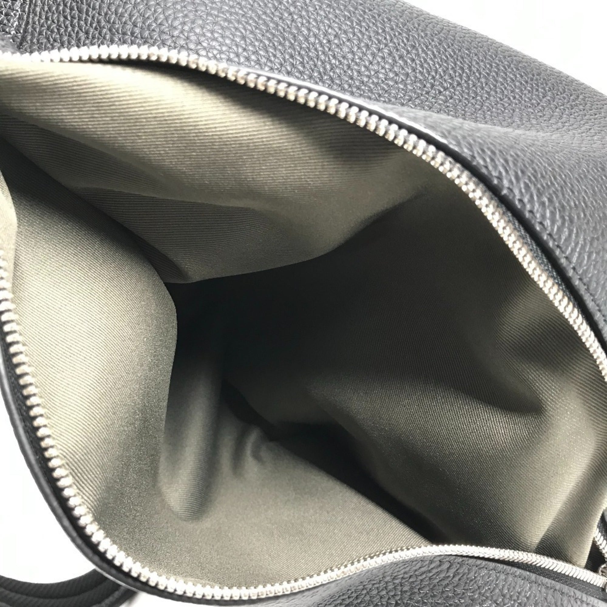 LOUIS VUITTON M55171 LV Logo Taurillon Noé Backpack Daypack Bag Drawstring Rucksack Leather Men's Women's Black — Like New