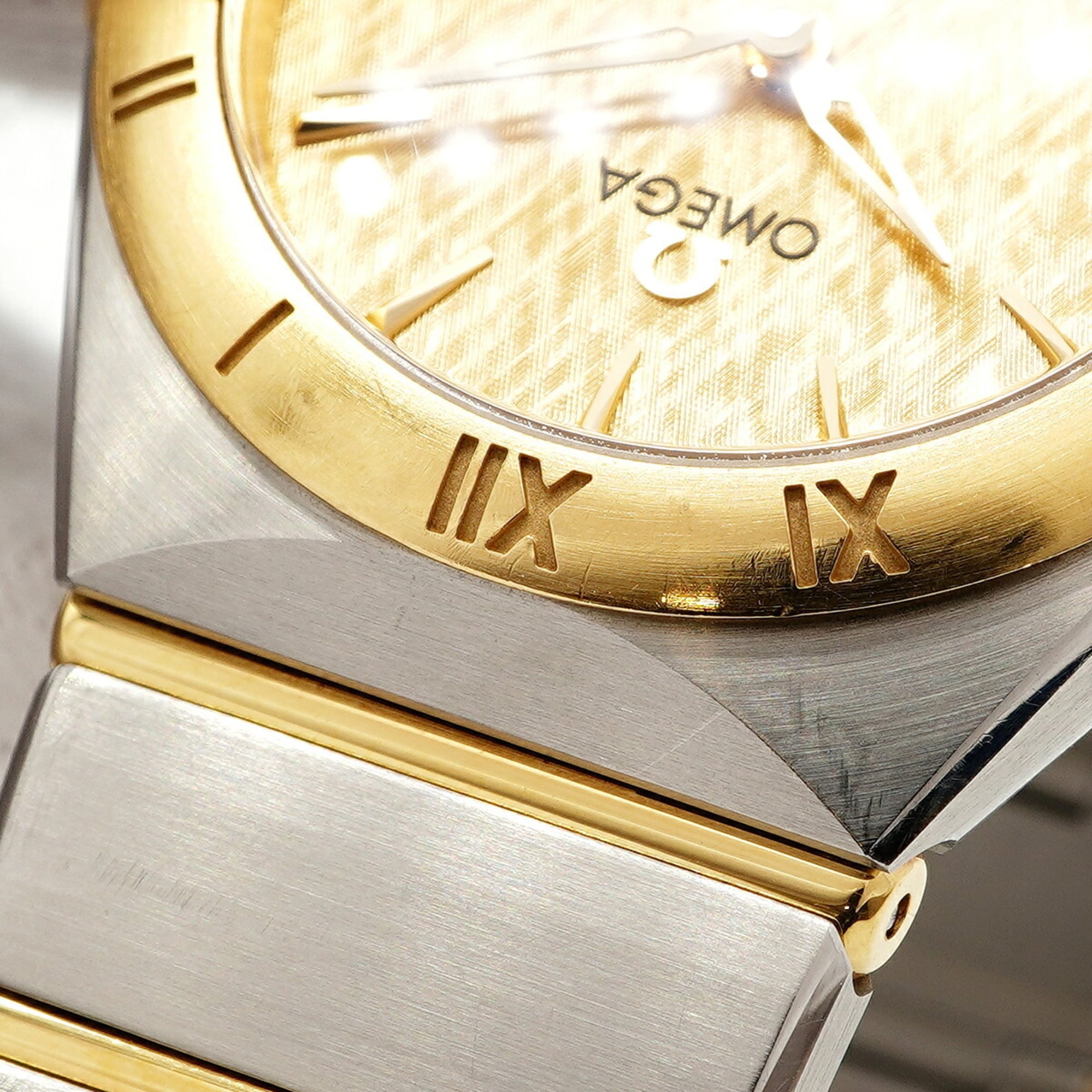 Omega Constellation Brushed Quartz 131.20.28.60.08.001 Gold Dial Women's Watch — Good