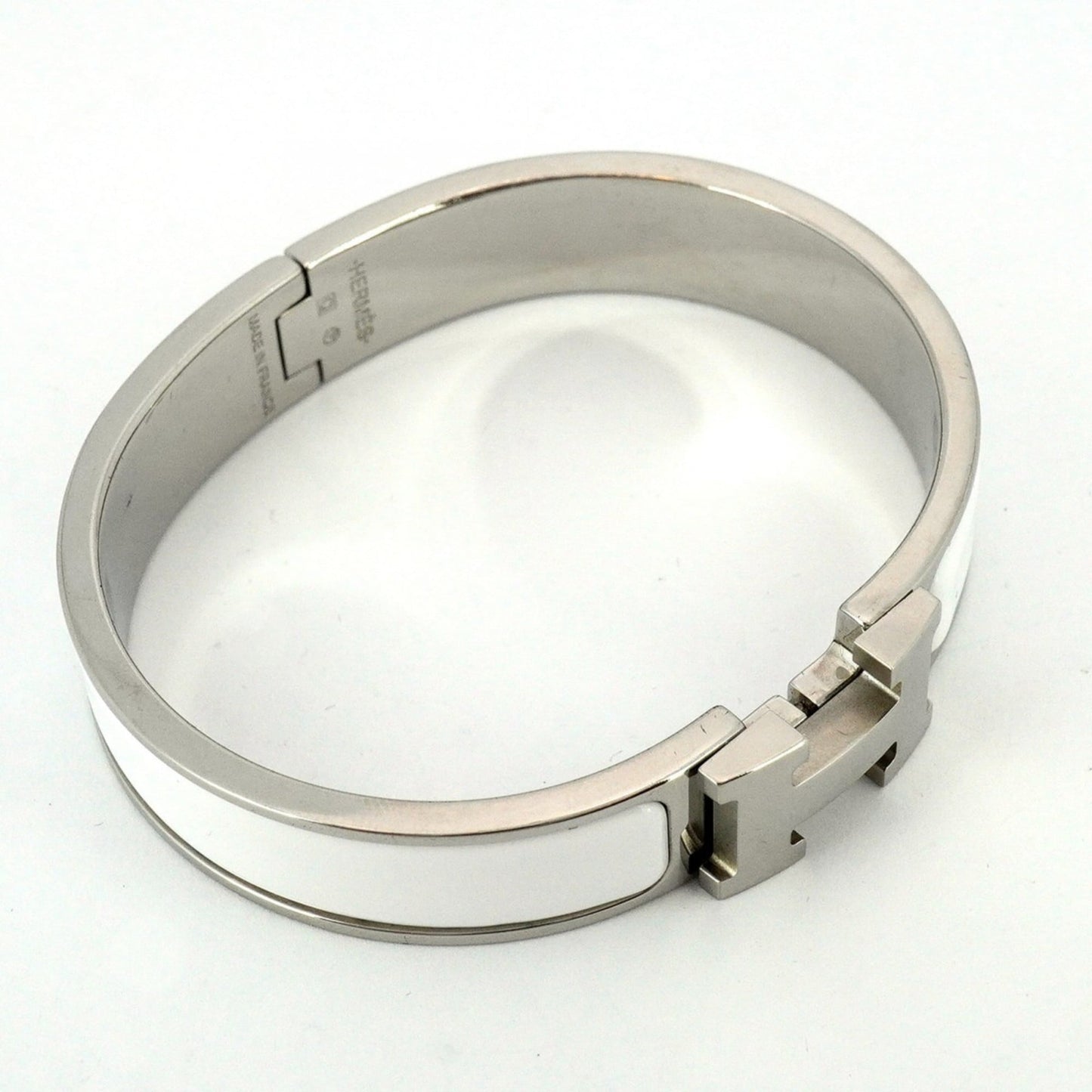 Hermes Click Cluck PM Bangle in Metal and White for Women