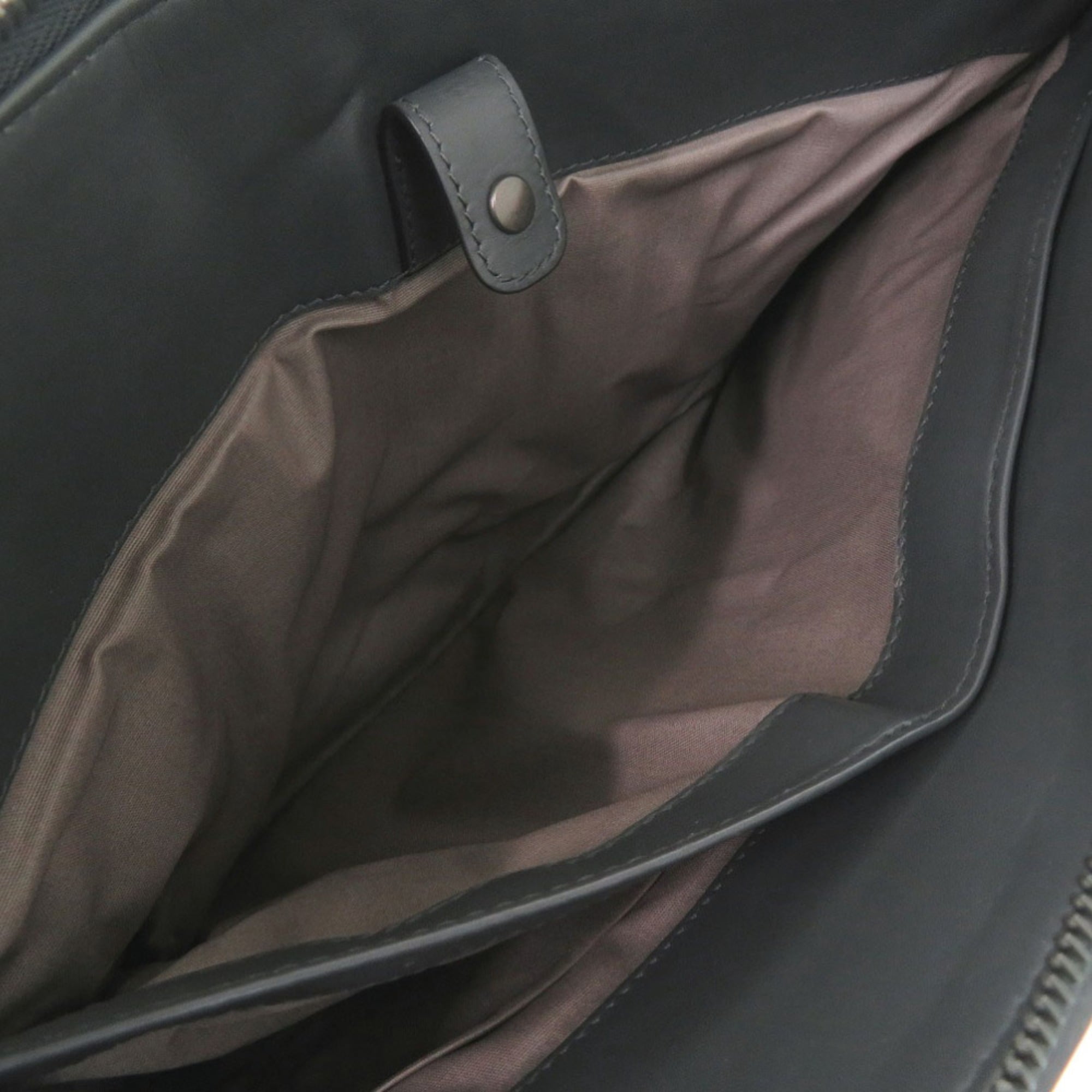 Excellent condition Bottega Veneta Intrecciato leather grey clutch bag 0782