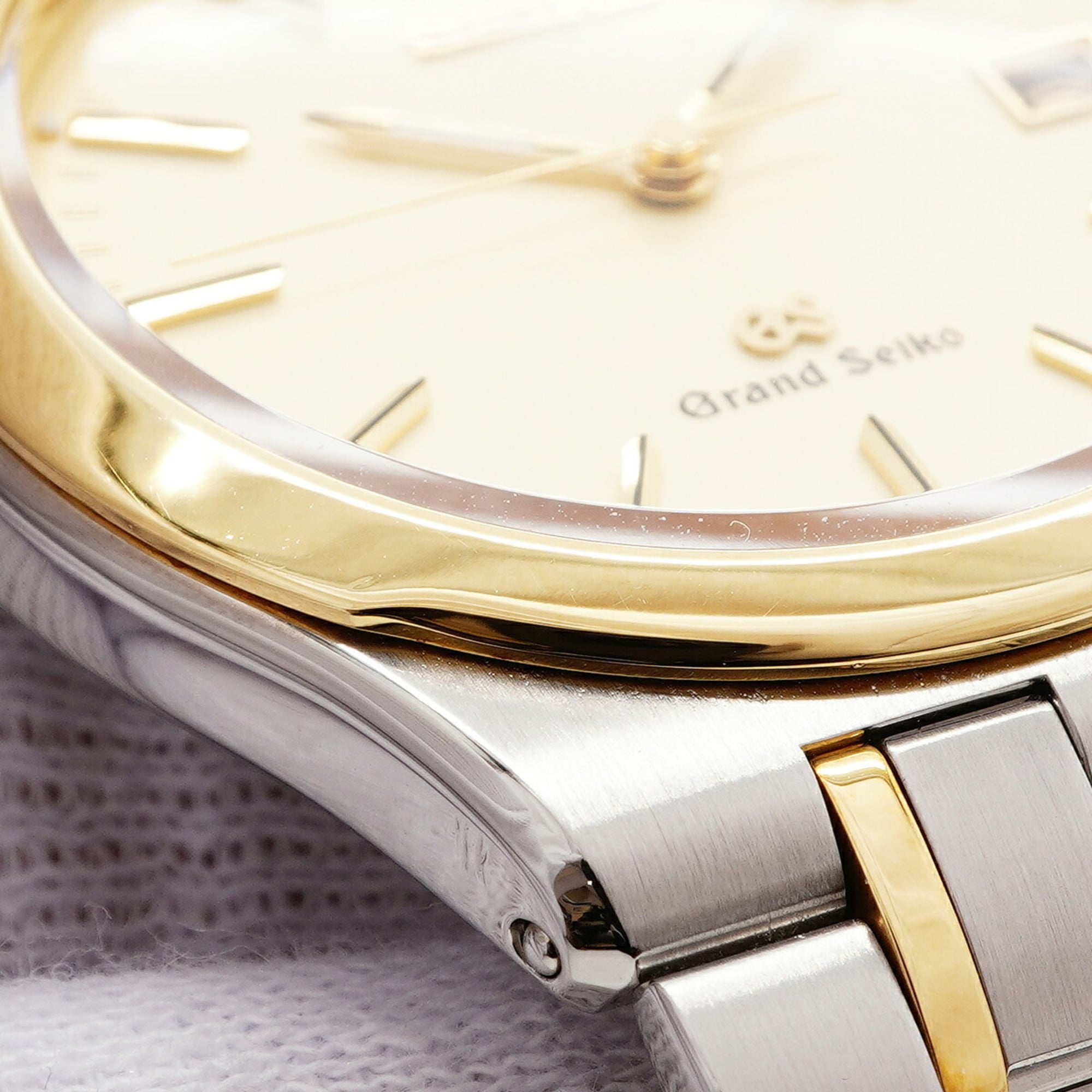 Seiko Grand SBGG002 8N65-9000 Gold Dial Men's Watch — Very Good
