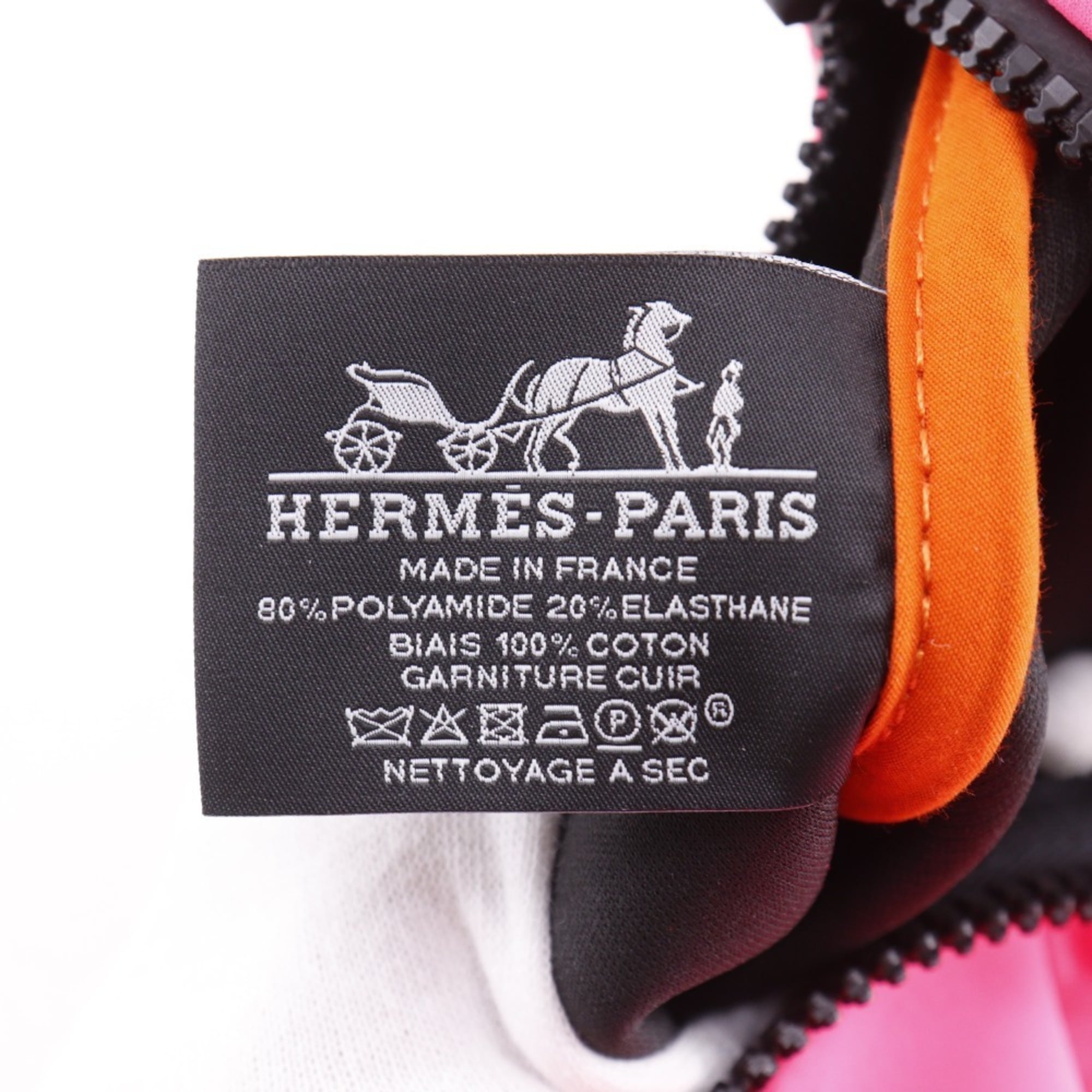Hermes Hermès Neovan MM Pouch, Polyurethane, Pink, Women's — Like New