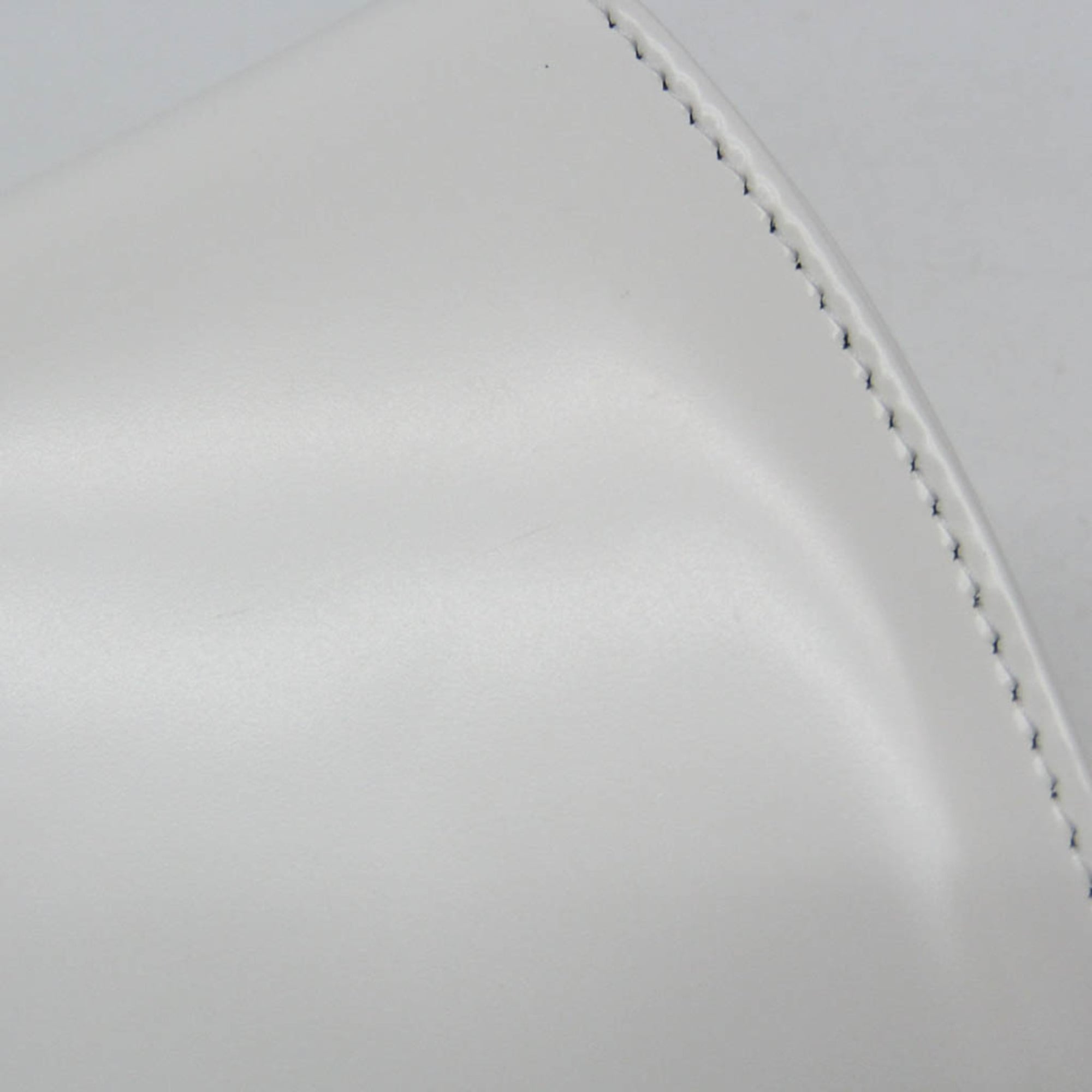 Salvatore Ferragamo Gancini Wanda AU-21 3485 Women's Leather Handbag,Shoulder Bag White — Like New