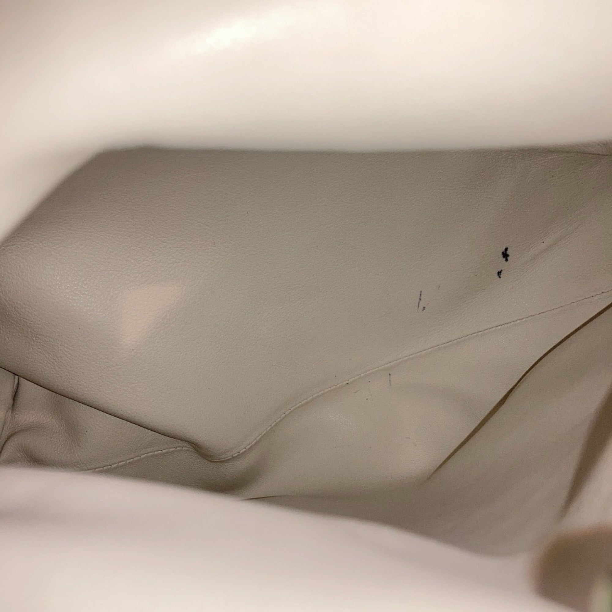 BOTTEGA VENETA Triangle Flap Clutch Bag in Off-White for Women