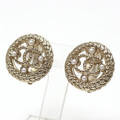 Chanel Coco Mark Earrings, Light Gold, Costume Pearl, Metal, A18C, Button Motif, Openwork, Clip-on, Like New — Like New