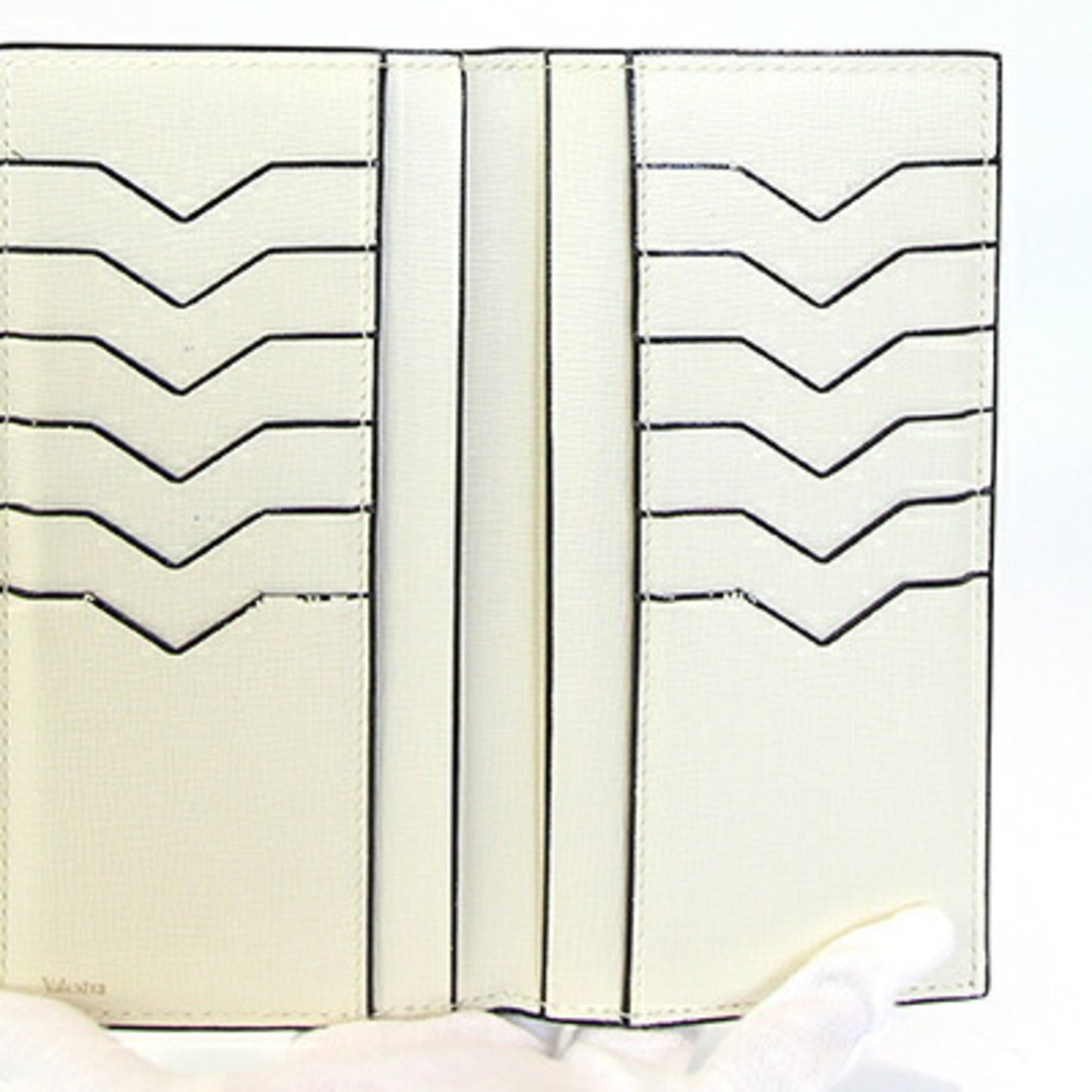 Valextra Bi-fold Long Wallet Vertical 12 Cards SGNL0021044L99WF99WW Ivory Leather Women Men