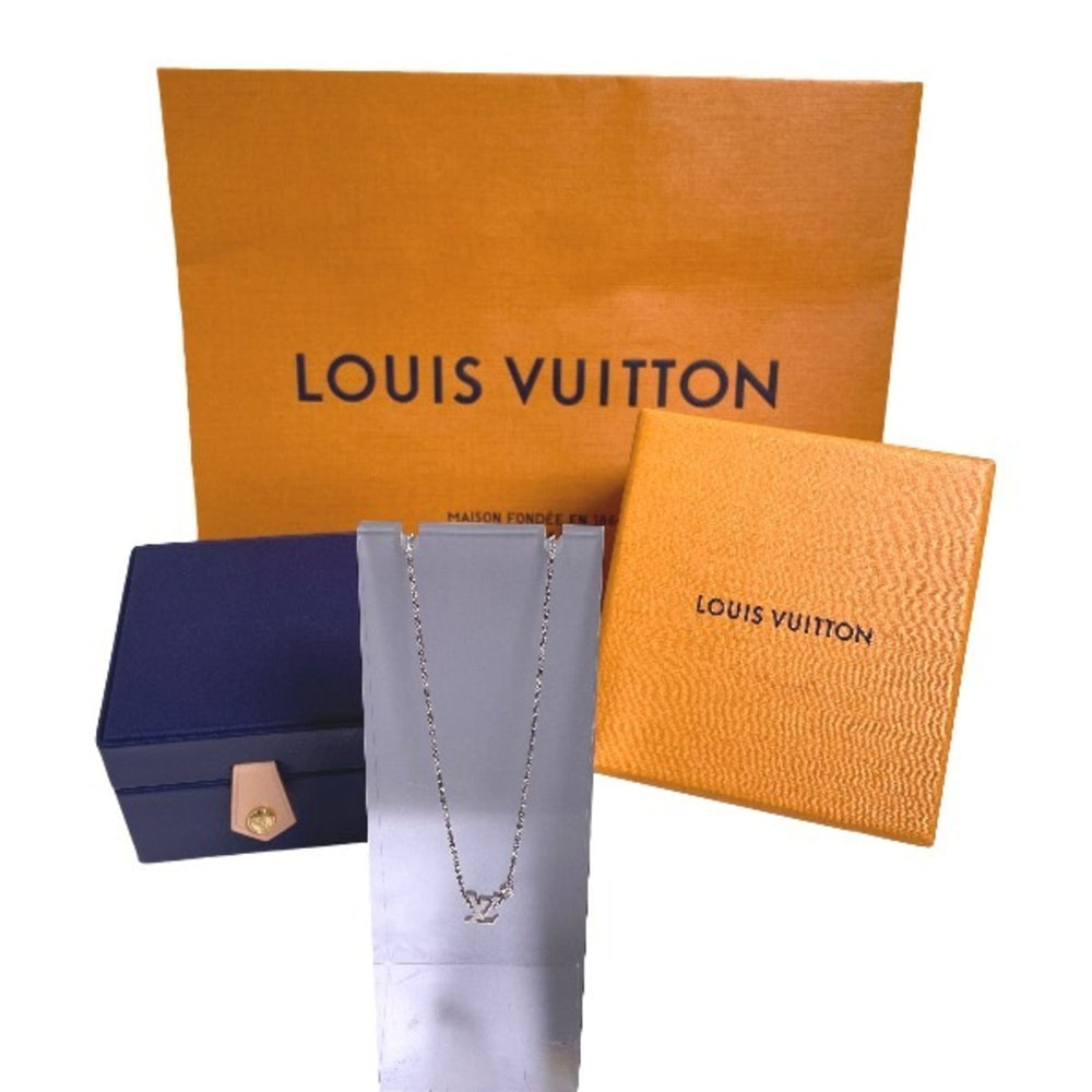 LOUIS VUITTON Pendantiff Ideal Blossom LV White Gold x Diamond 750WG Q93653 Silver Necklace — Like New
