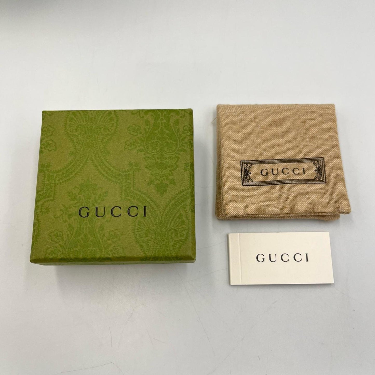 Gucci Knot Heart Necklace in Silver 925 for Women