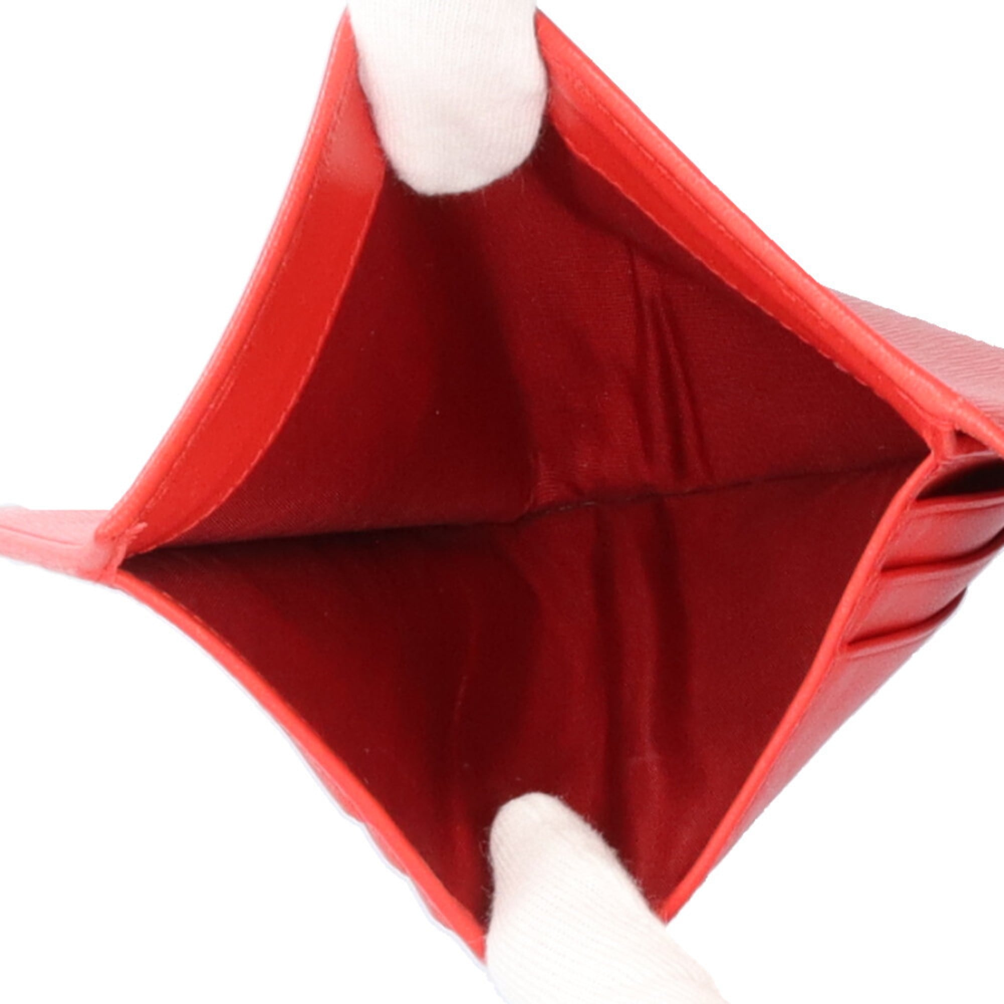 Pre-owned Prada leather tri-fold wallet, 1MH176, for women.