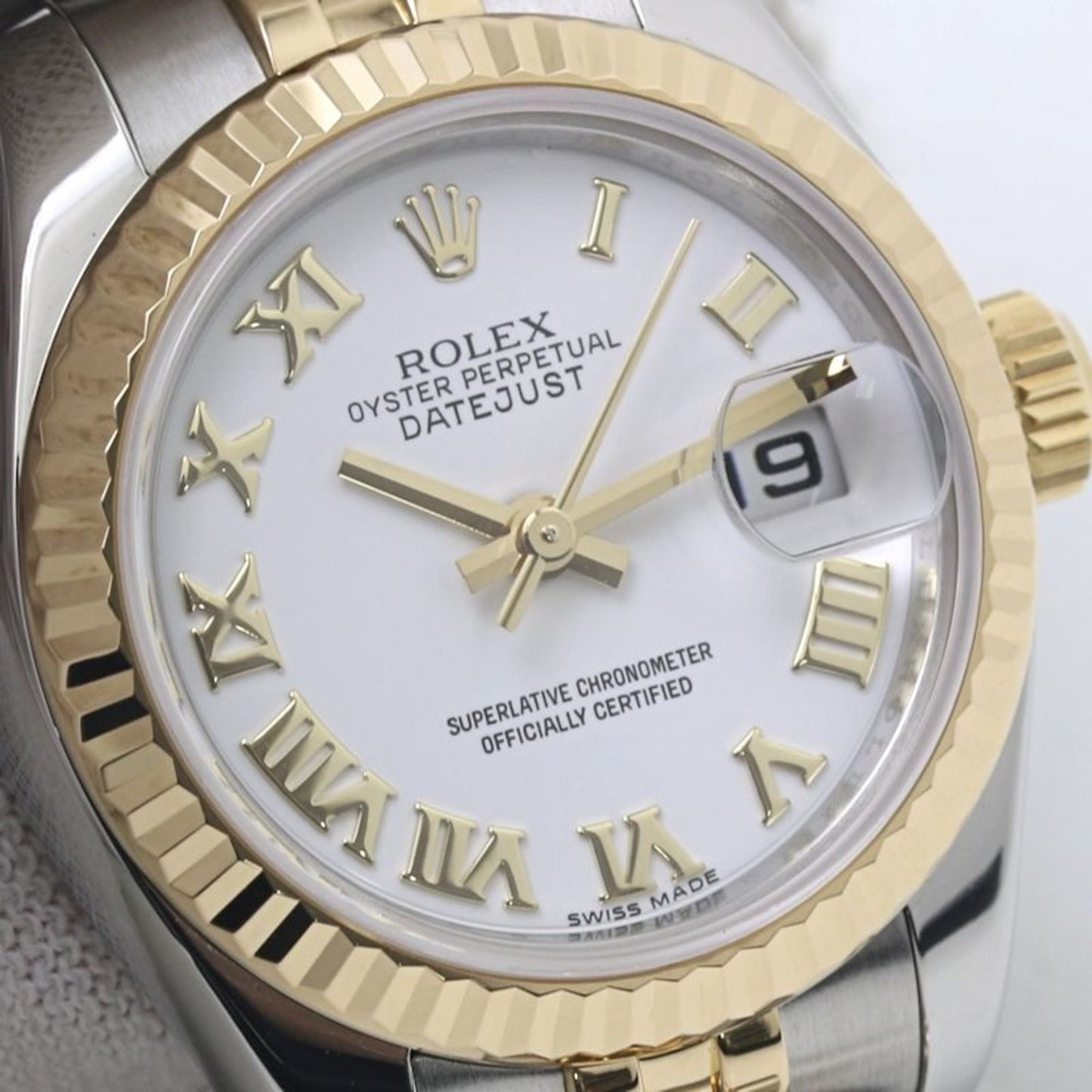 ROLEX Rolex Datejust White Roman numerals, random number 179173, women's watch in 18K yellow gold and stainless steel, 40129