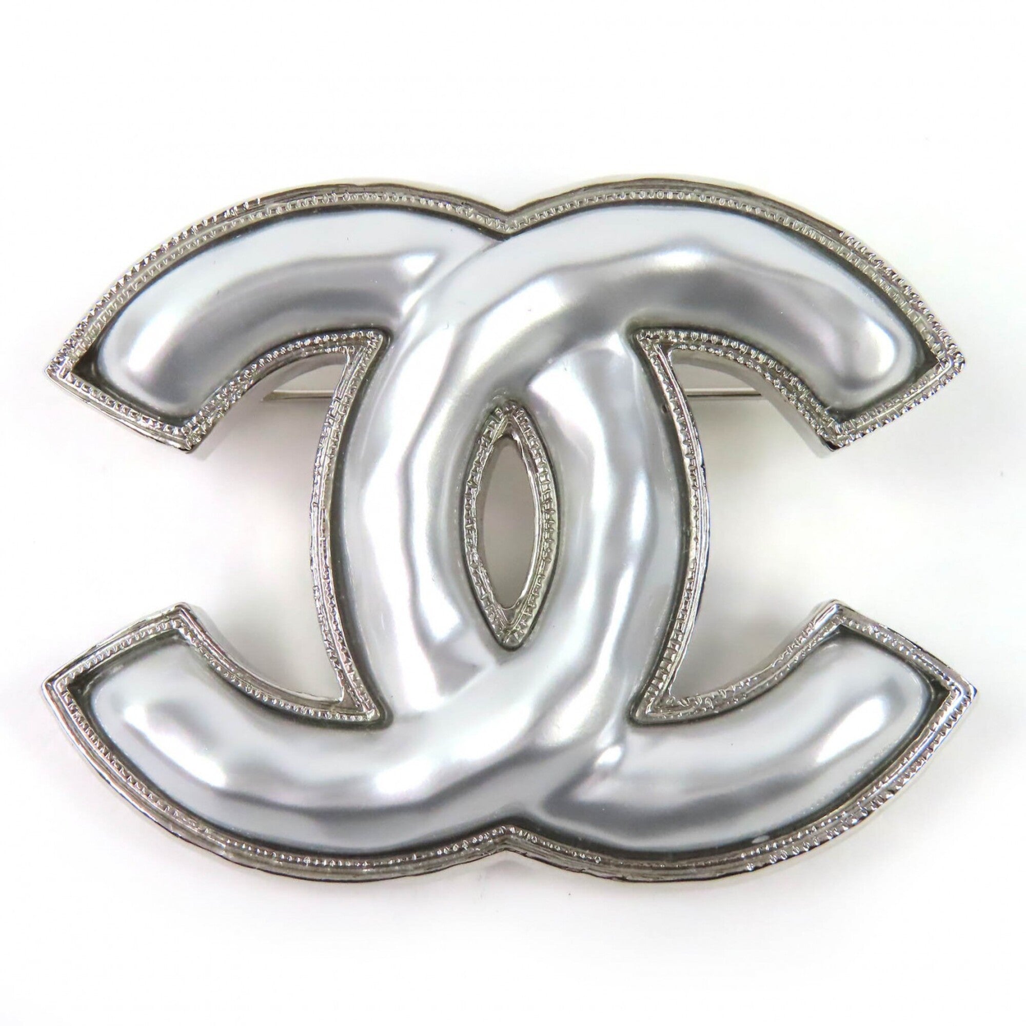CHANEL B25C Coco Mark CC Logo Brooch, Silver, with Box, Made in Italy, Women's, Very Popular, Highly Recommended ◎ — Like New