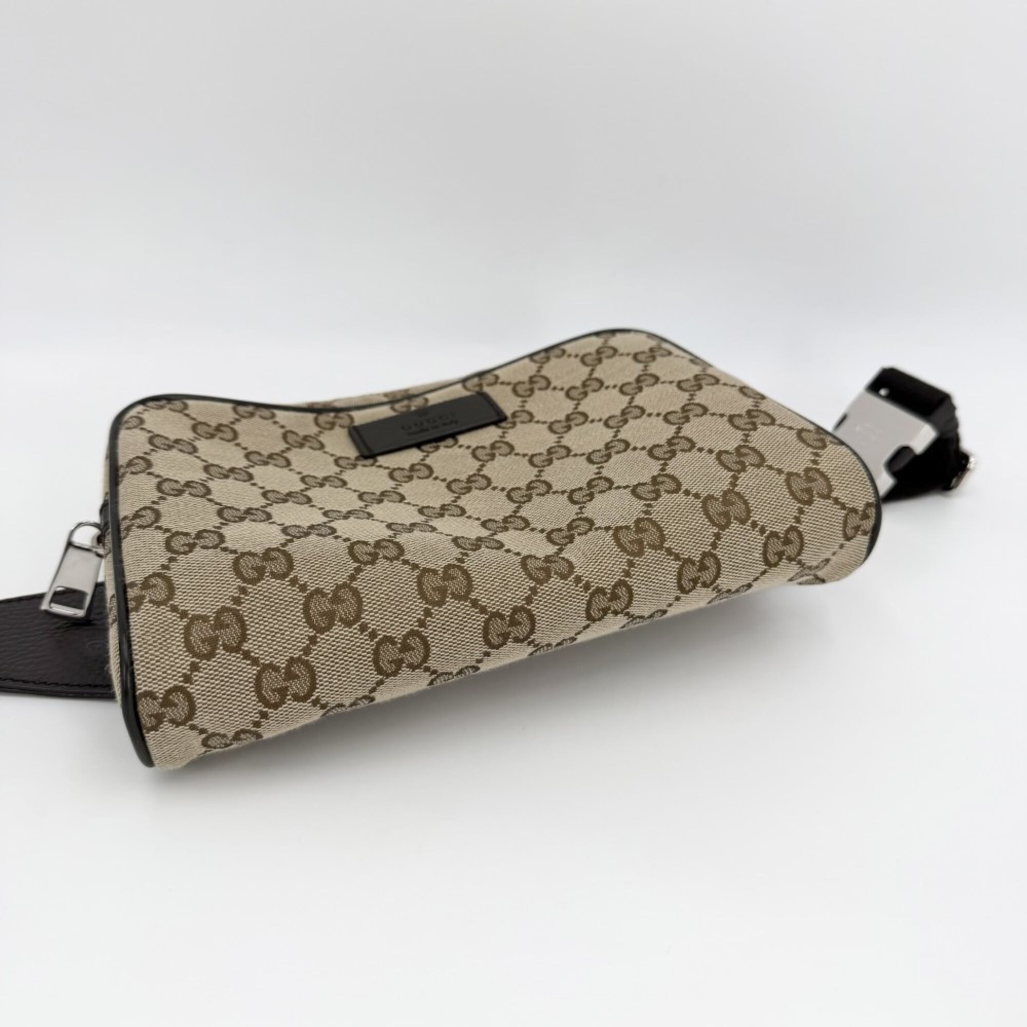 Gucci waist bag for men, pouch, body bag, GUCCI 449174 GG canvas leather brown with silver hardware — Like New
