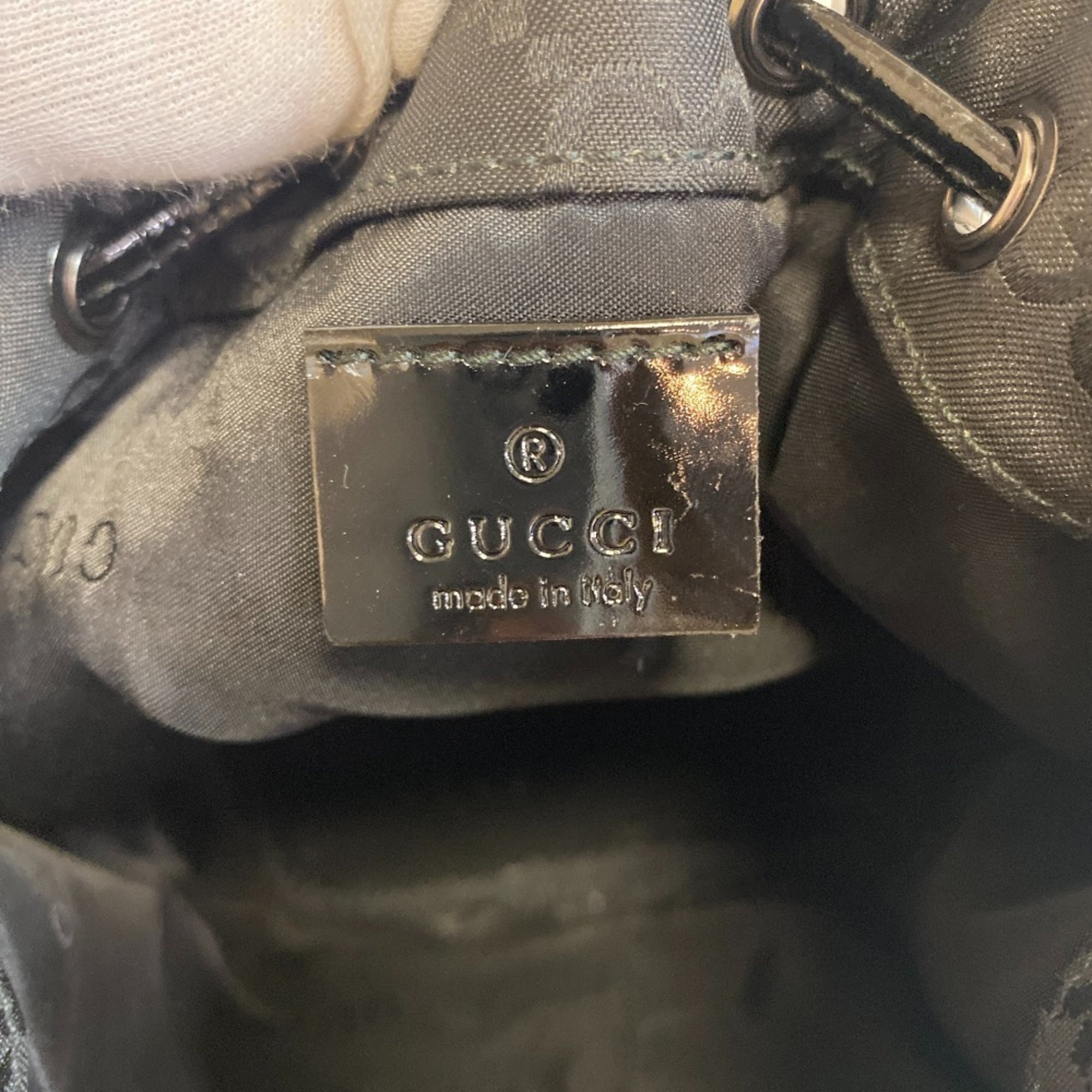 GUCCI 039 0973 002113 Vanity Pouch with GG Pattern, Black