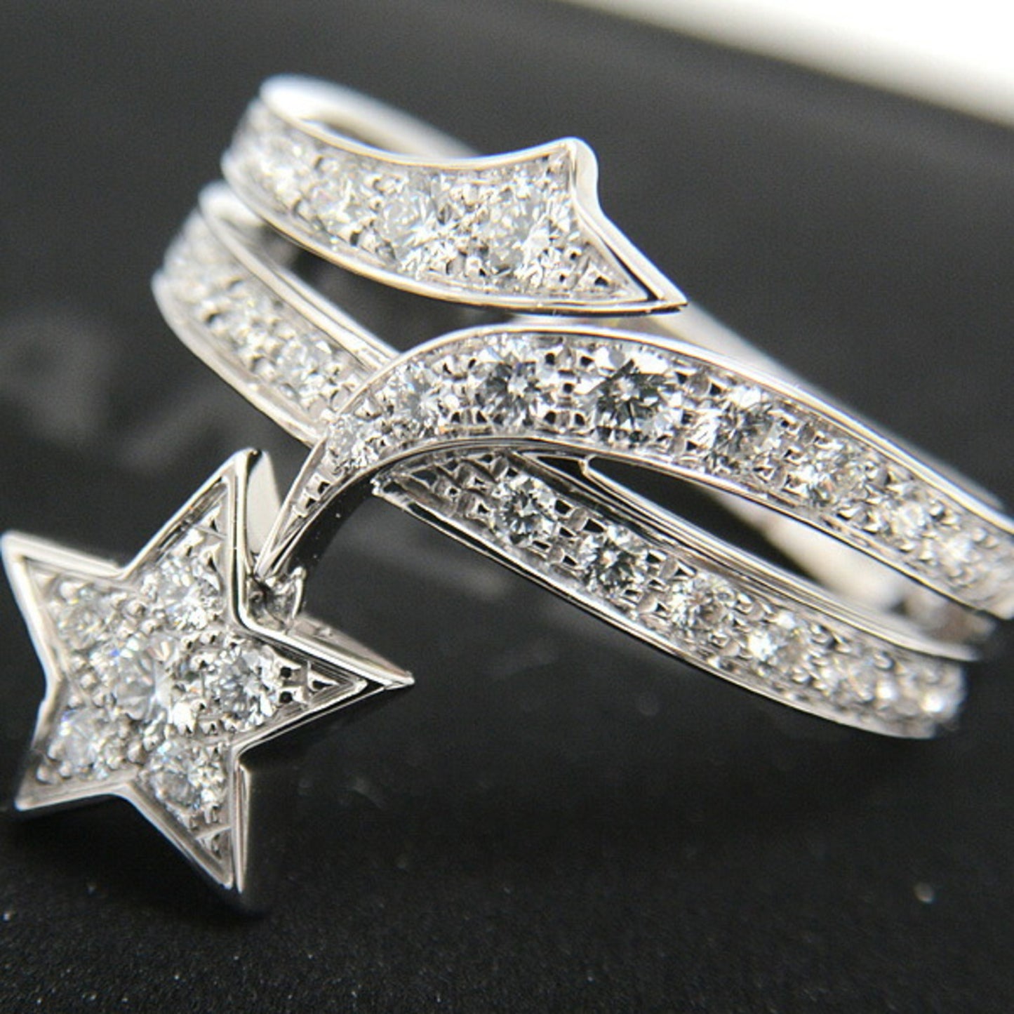 Chanel Ring for Women Comet Diamond White Gold CHANEL 750WG