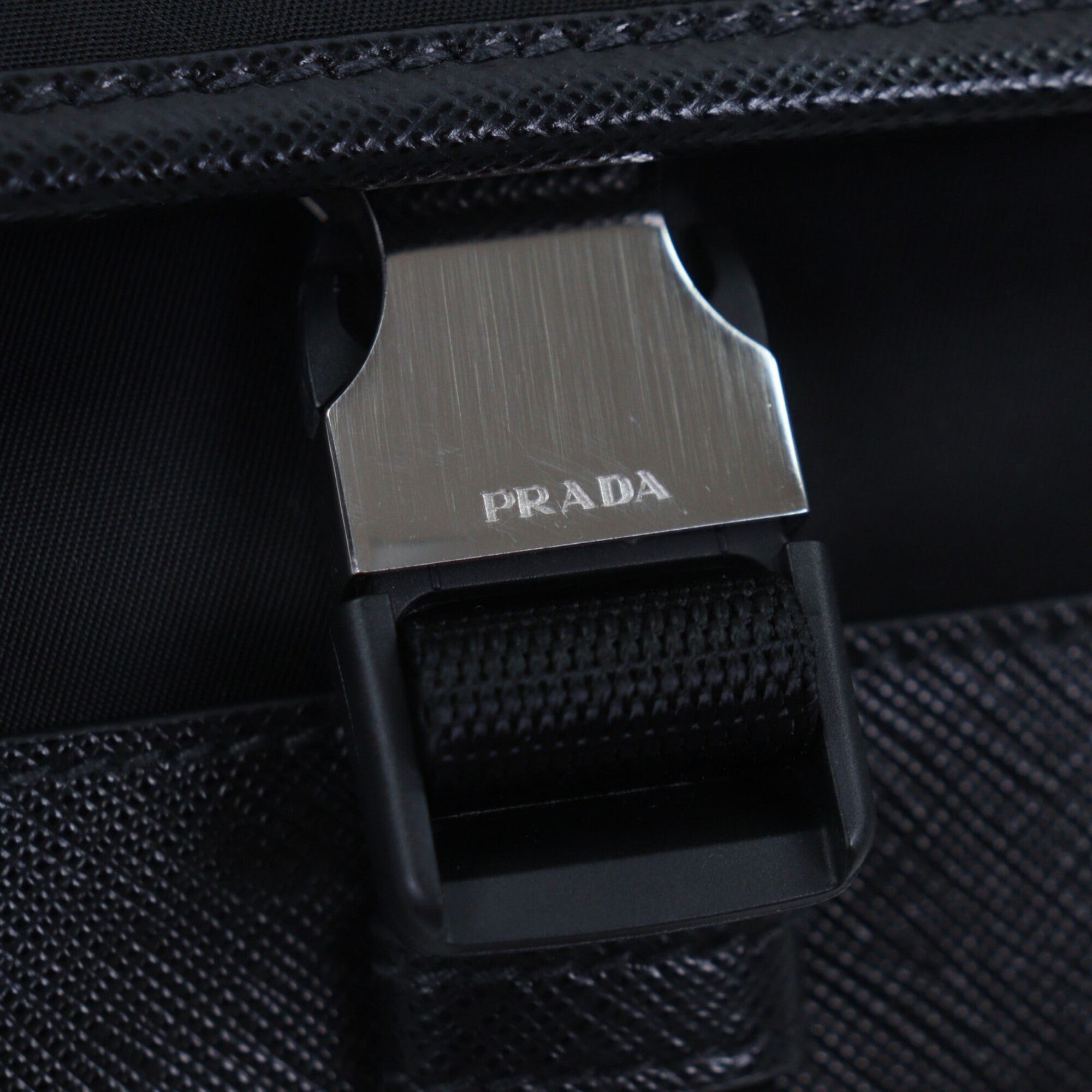PRADA 2VH176 Nylon Leather Triangle Logo Plate Re-Nylon Body Bag Black Made in Italy Men's — Like New