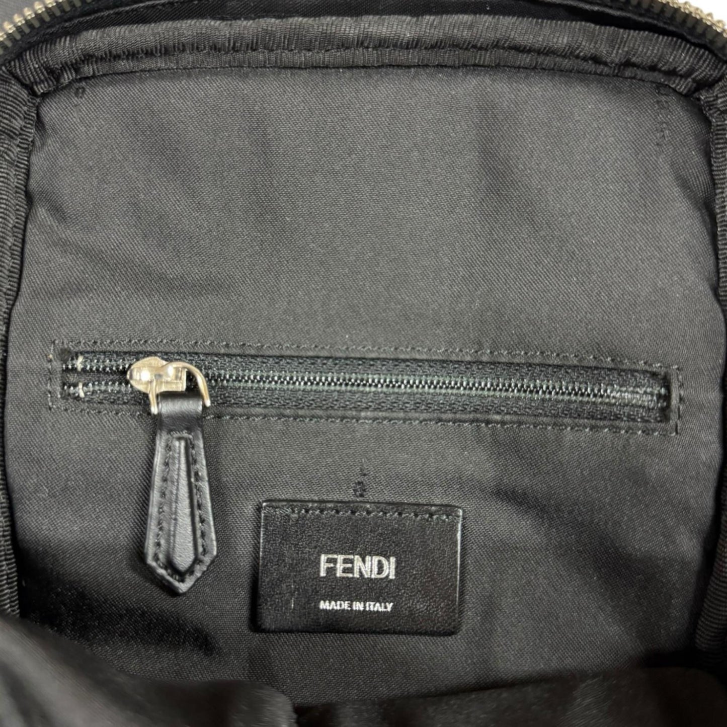 Pre-owned Fendi Bag Bugs Body Bag, Leather 7VZ033 A2FT Black, Men's
