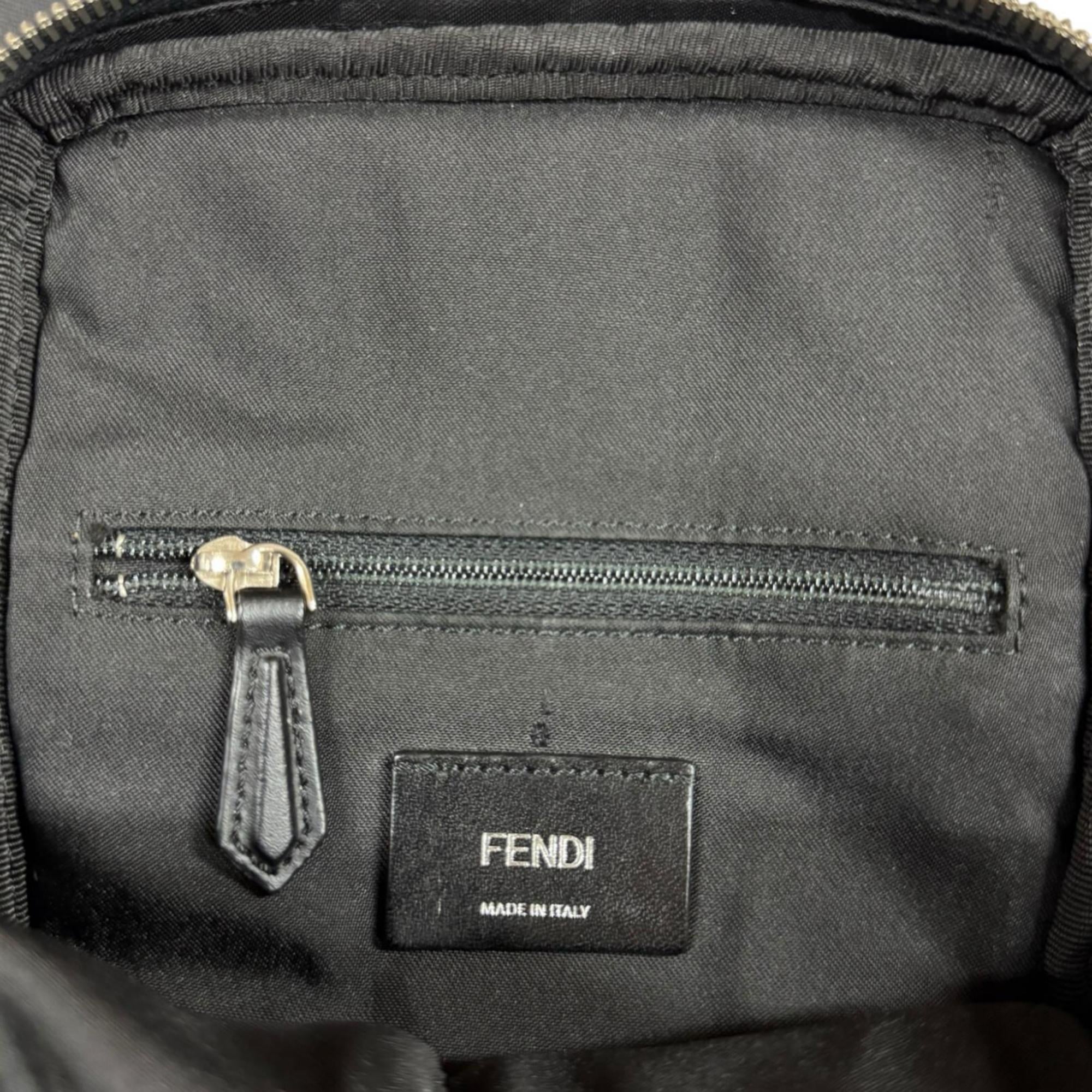 Pre-owned Fendi Bag Bugs Body Bag, Leather 7VZ033 A2FT Black, Men's