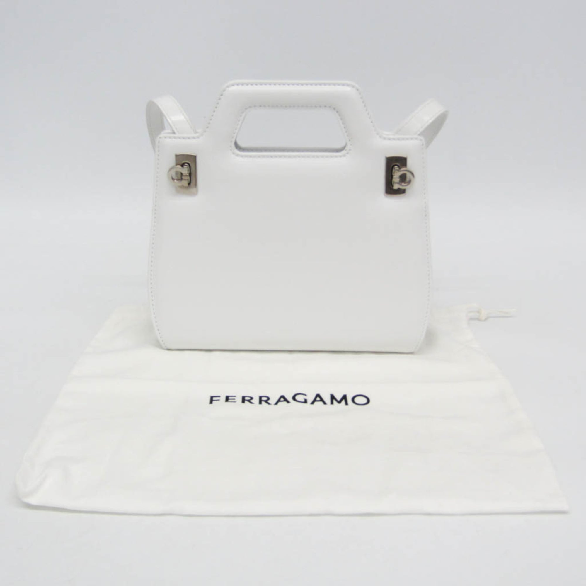 Salvatore Ferragamo Gancini Wanda AU-21 3485 Women's Leather Handbag,Shoulder Bag White — Like New