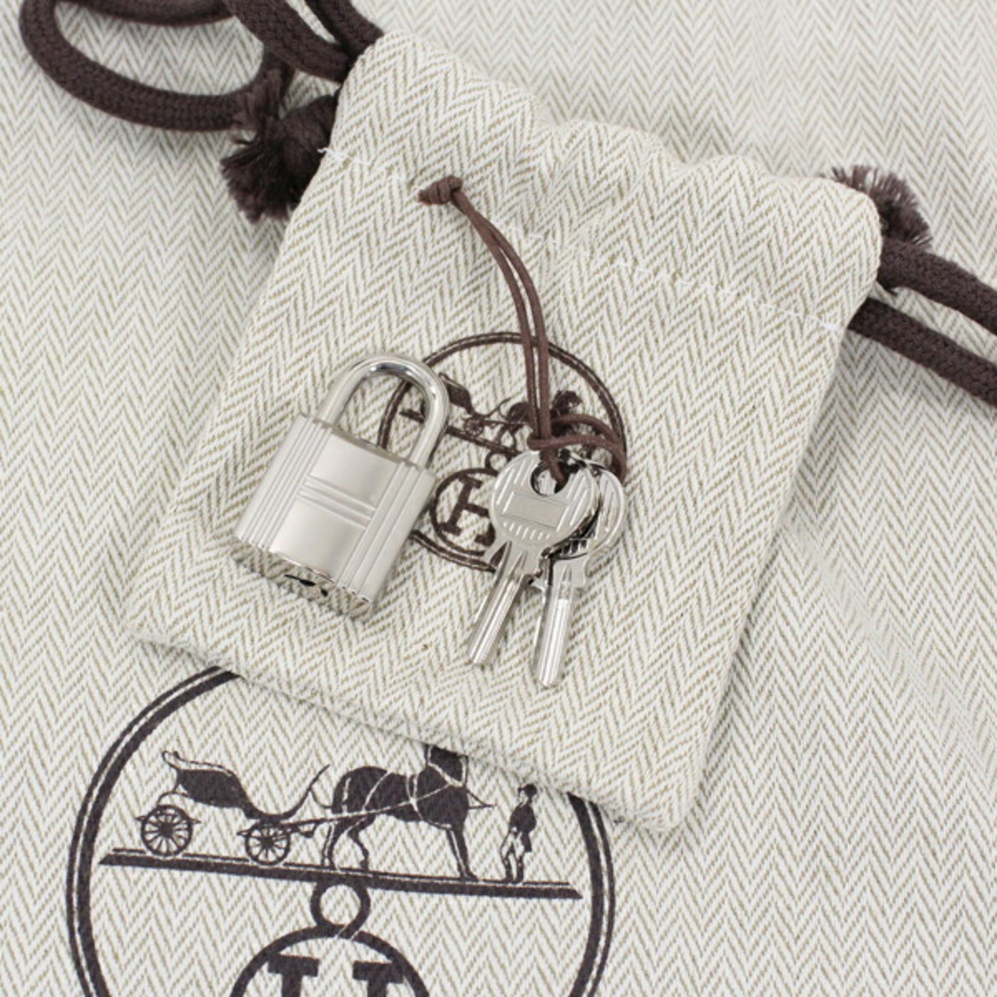 Hermes Picotin Lock PM 18 Handbag, Black, Taurillon Clemence Leather, HERMES Tote Bag, Women's T6165 — Like New