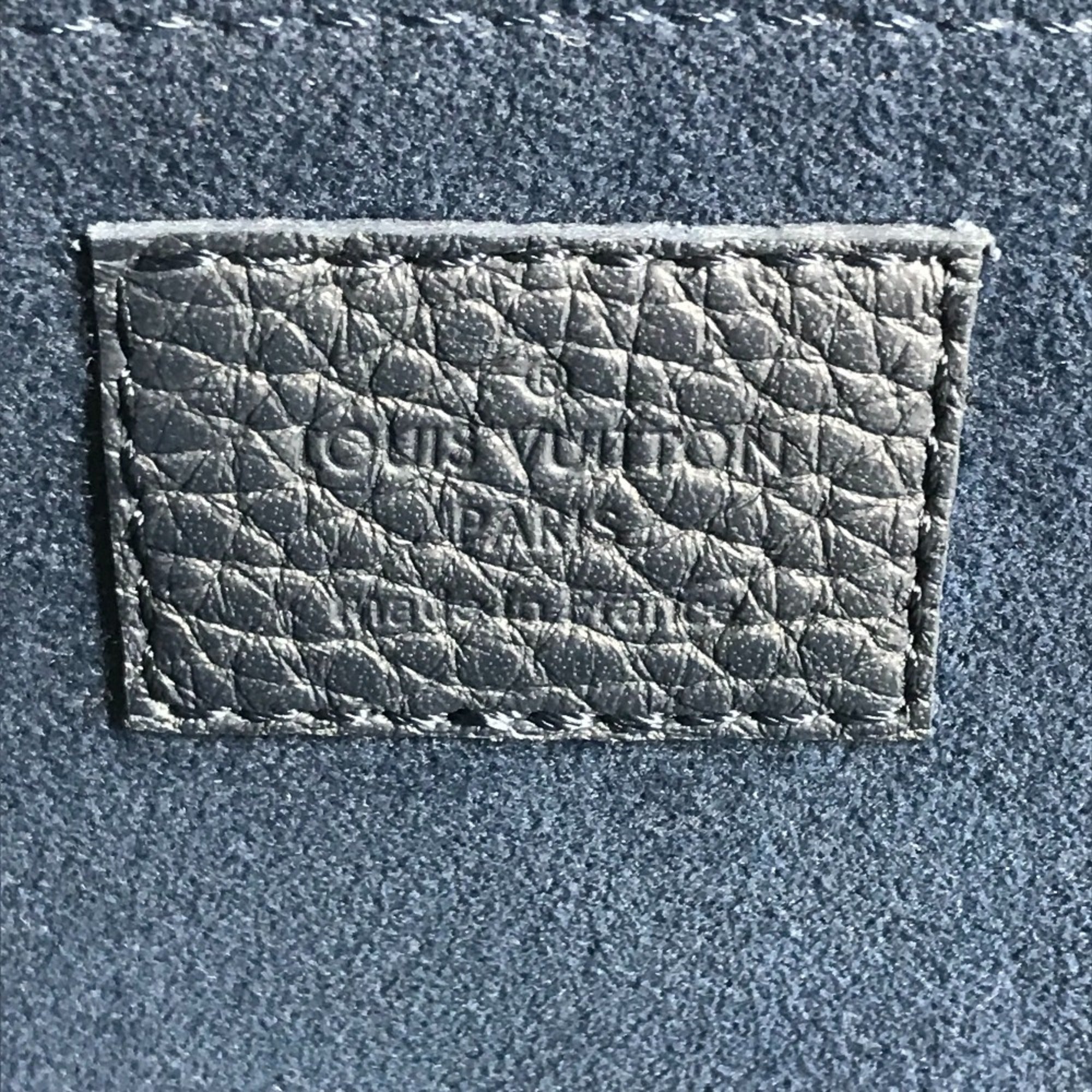 LOUIS VUITTON M68235 LV Logo Pochette Jour GM Pouch Bag with L-shaped Zipper, Second Bag, Clutch Taurillon Leather, Navy Blue for Men and Women — Like New
