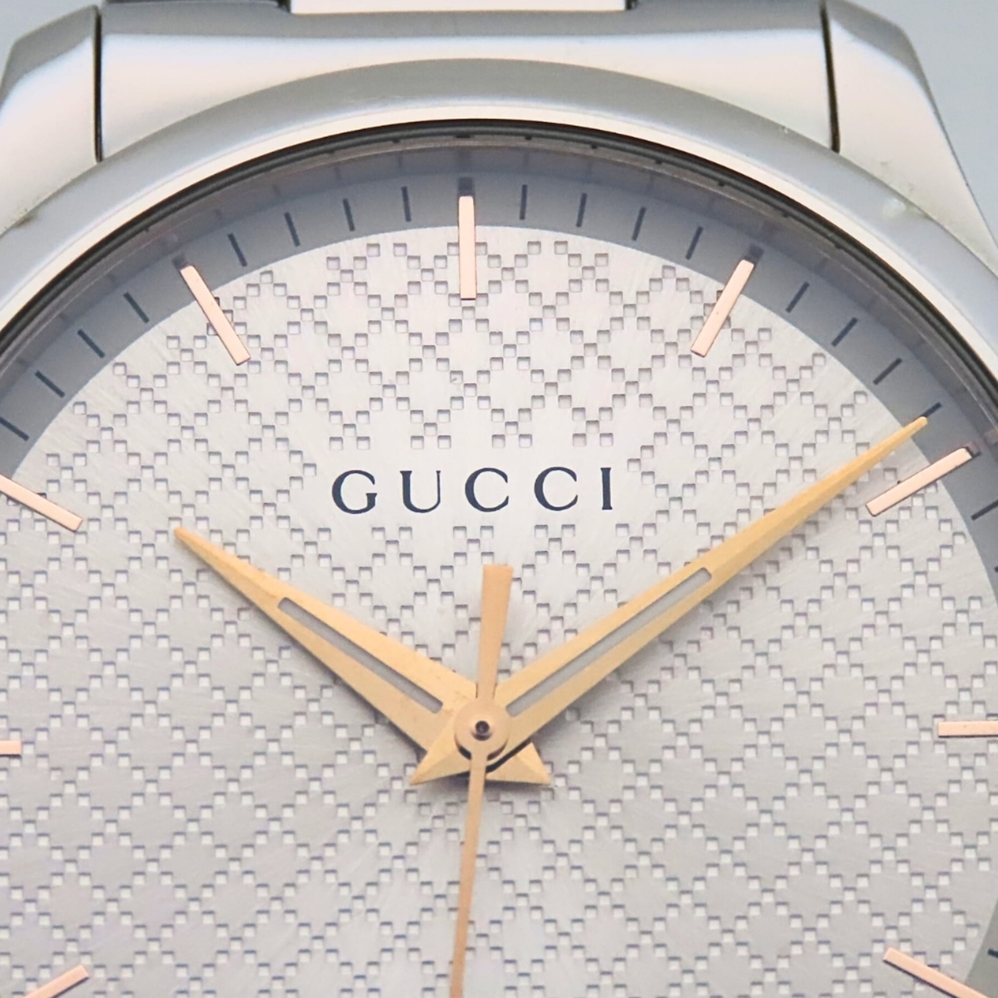 Gucci G-Timeless 126.4 SS Diamante Men's Watch GUCCI — Good
