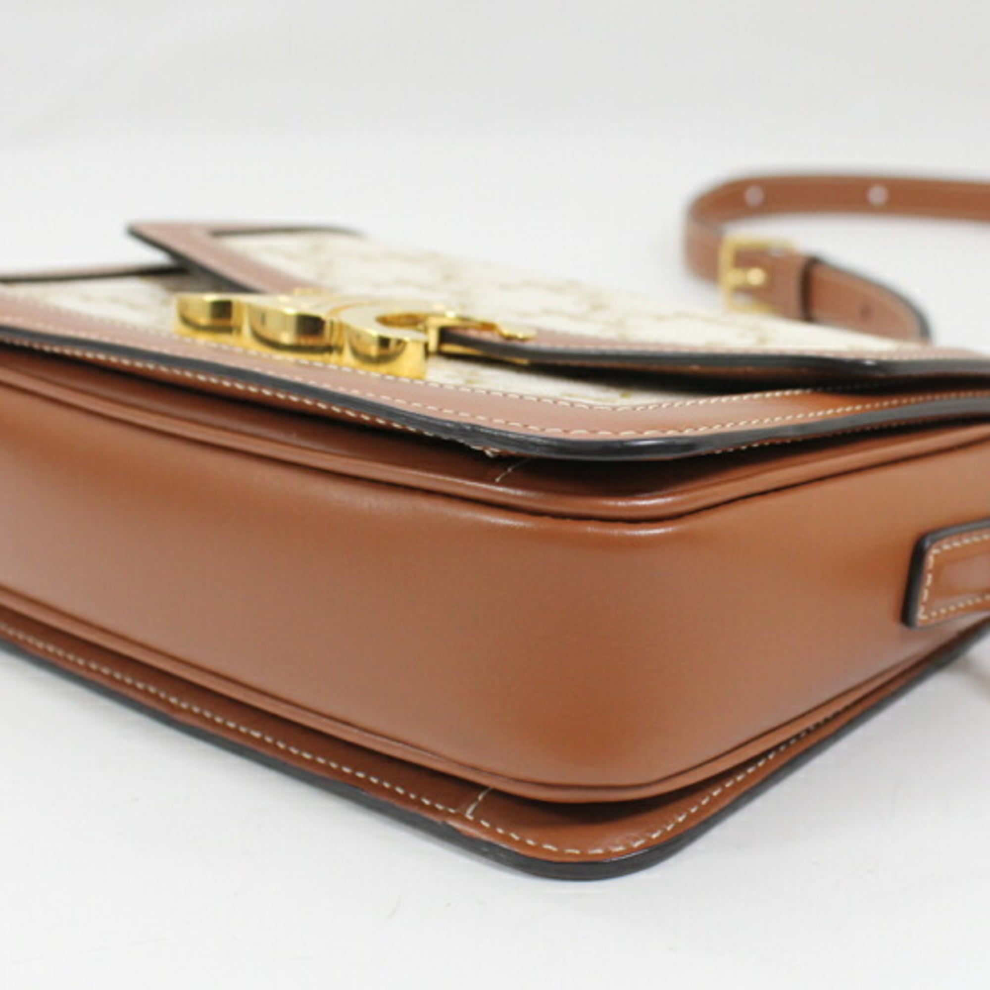 Celine Shoulder Bag Teen Triomphe White 188882BZ4.01BC CELINE Calf Leather Women's — Like New