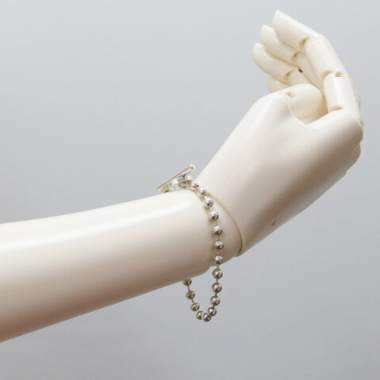 Gucci ball chain silver bracelet size 17