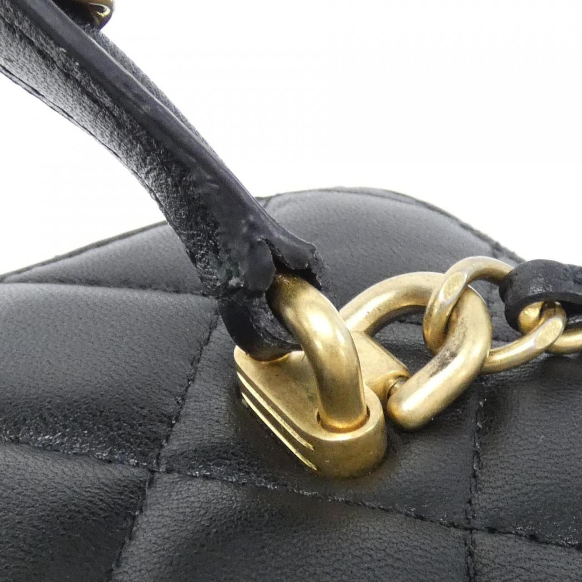 Chanel AP2199 handbag