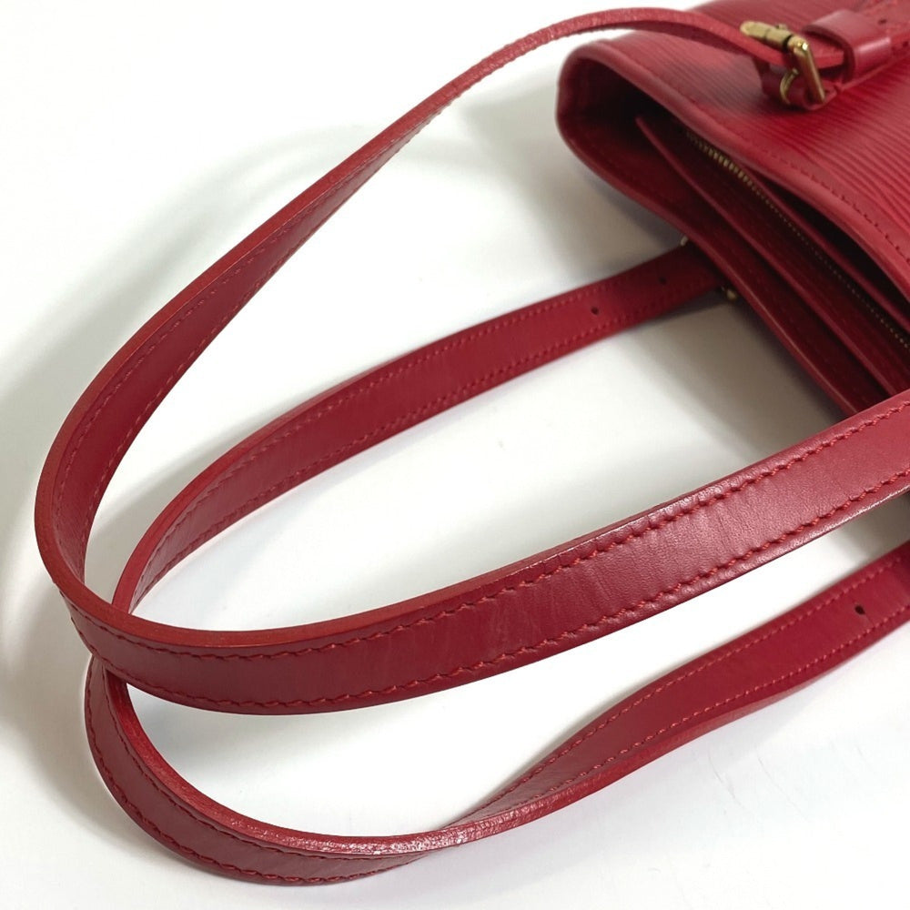 LOUIS VUITTON M5899E Epi Petite Bucket PM Bucket-Shaped Shoulder Bag in Leather, Women's, Rouge Red — Like New