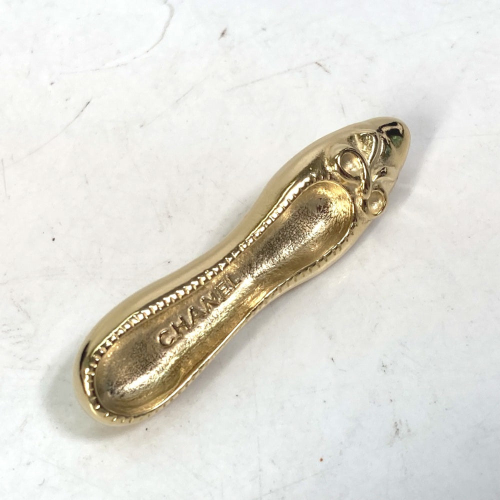 Chanel pumps motif B23A accessories Brooch Gold — Like New