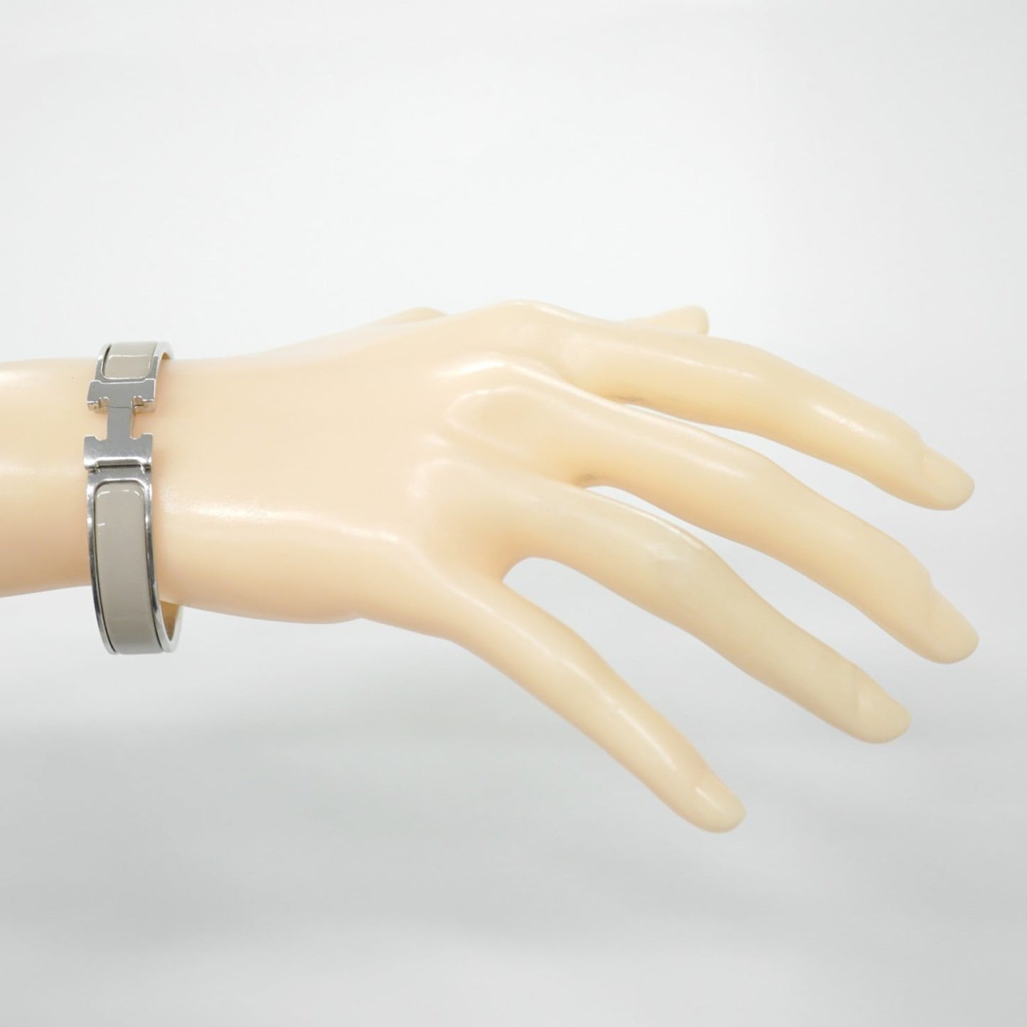 Hermes Click Clack PM Bangle, Metal, Silver, Beige, Women's