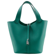 Hermes Hermès Picotin Lock 22 MM Handbag in Taurillon Maurice Vert Gate, 2022, Green, U A5 Strap Clasp, Women's — Like New