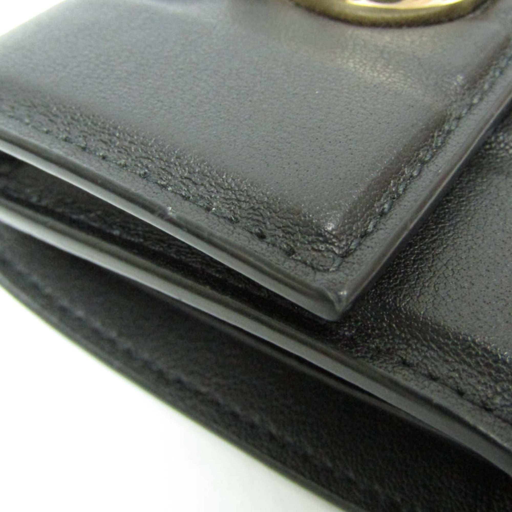 Salvatore Ferragamo Gancini IY 22 0445 Women's Leather Wallet (tri-fold) Black