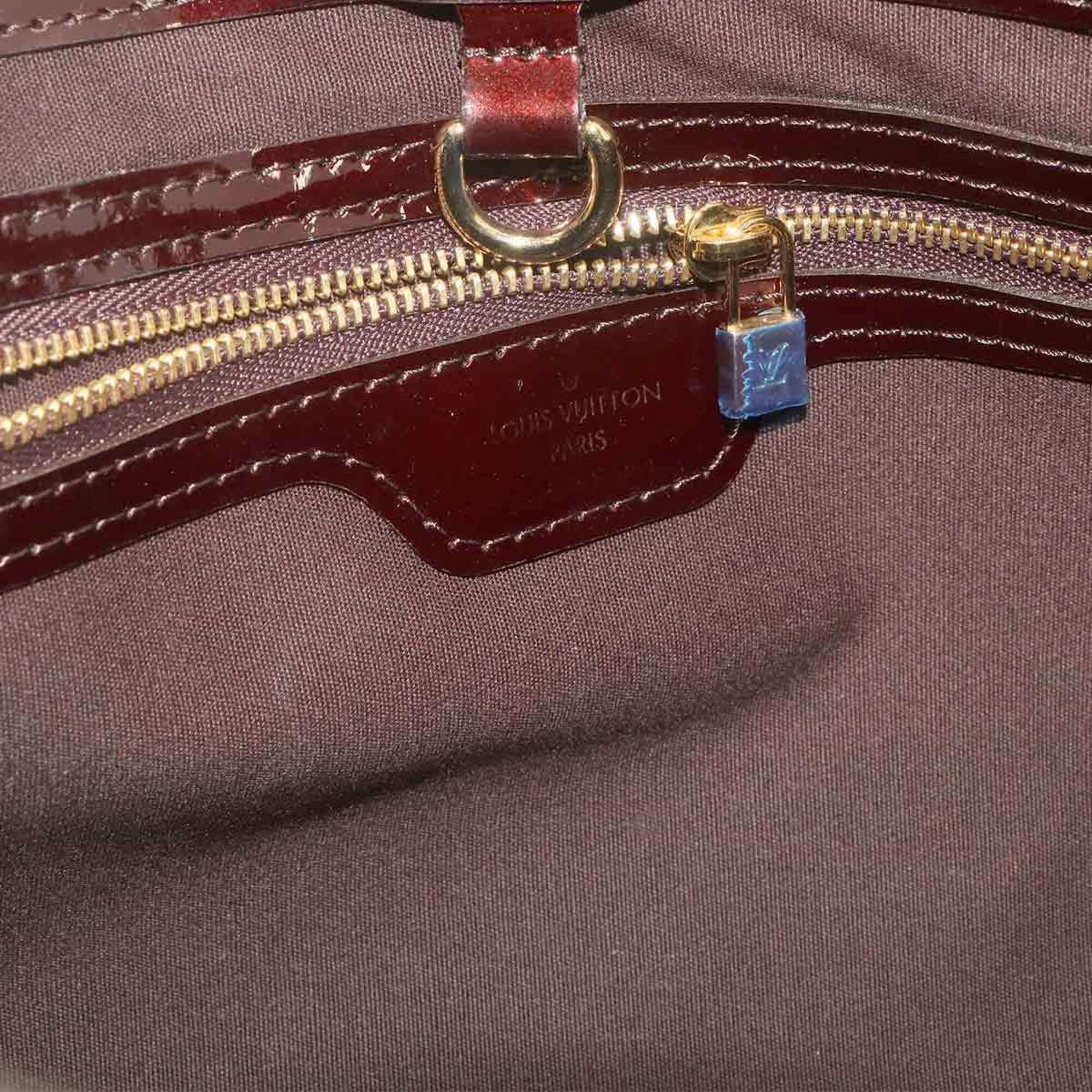 Louis Vuitton Wilshire PM Monogram Vernis Handbag Leather Amarante M93641 — New - Store Return