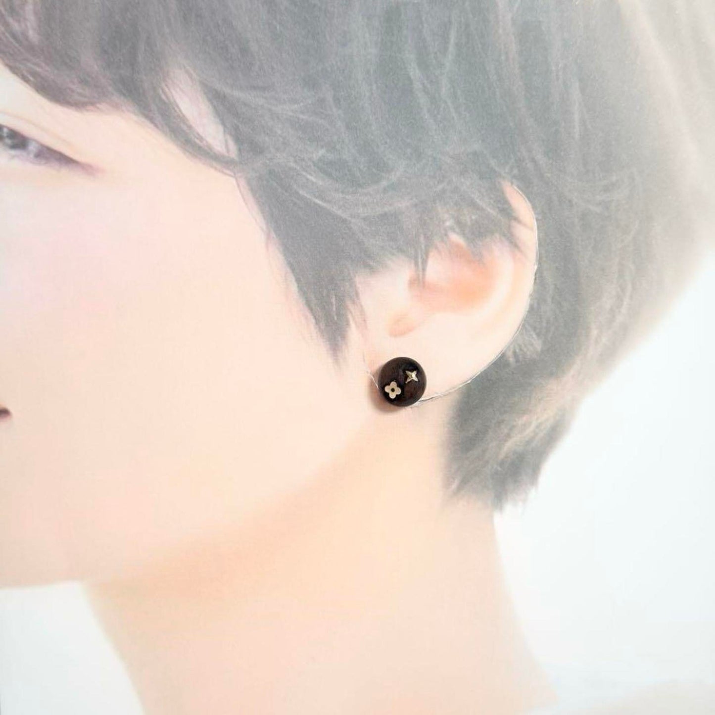 Louis Vuitton Women's Boucle de Reuil Puce Sylvania Earrings