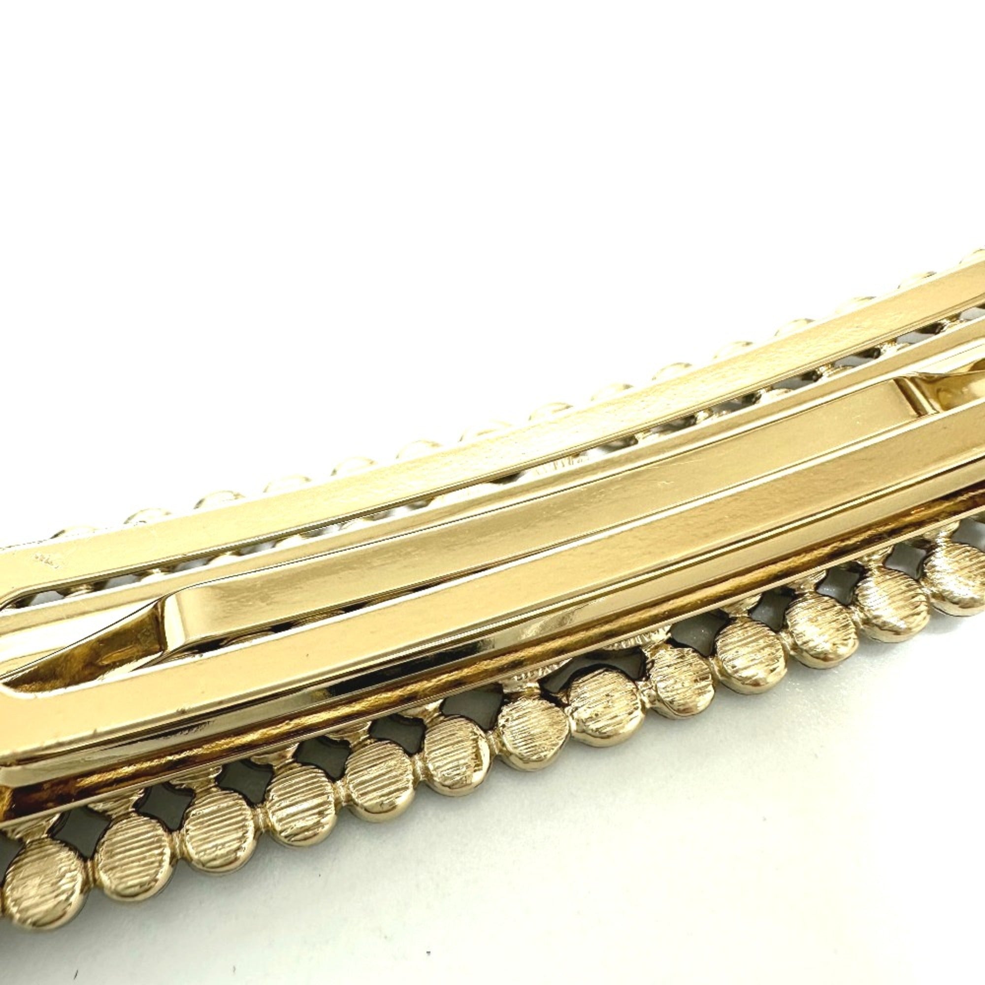 Chanel logo hair accessory Valletta Gold — Like New