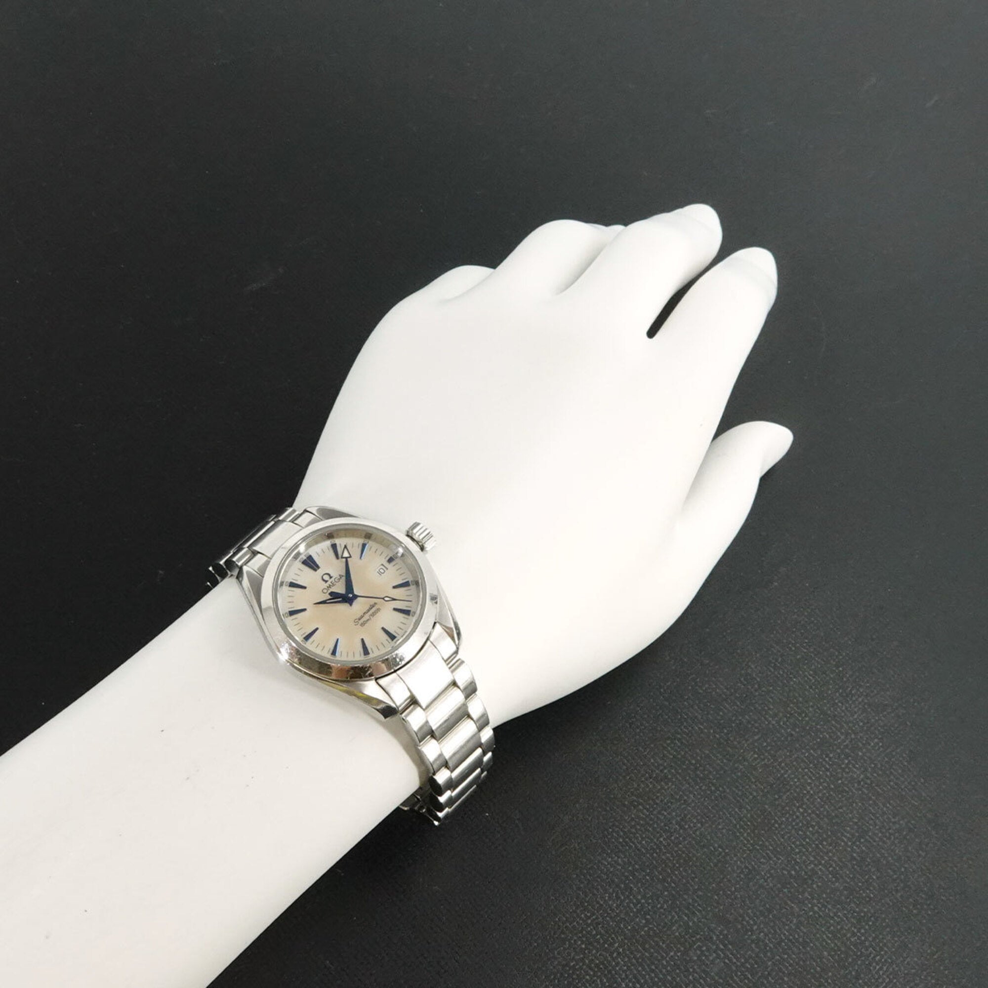 Omega Seamaster Aqua Terra 2577 70 Women's Watch, Date Display, White Shell, Quartz Watch — Very Good
