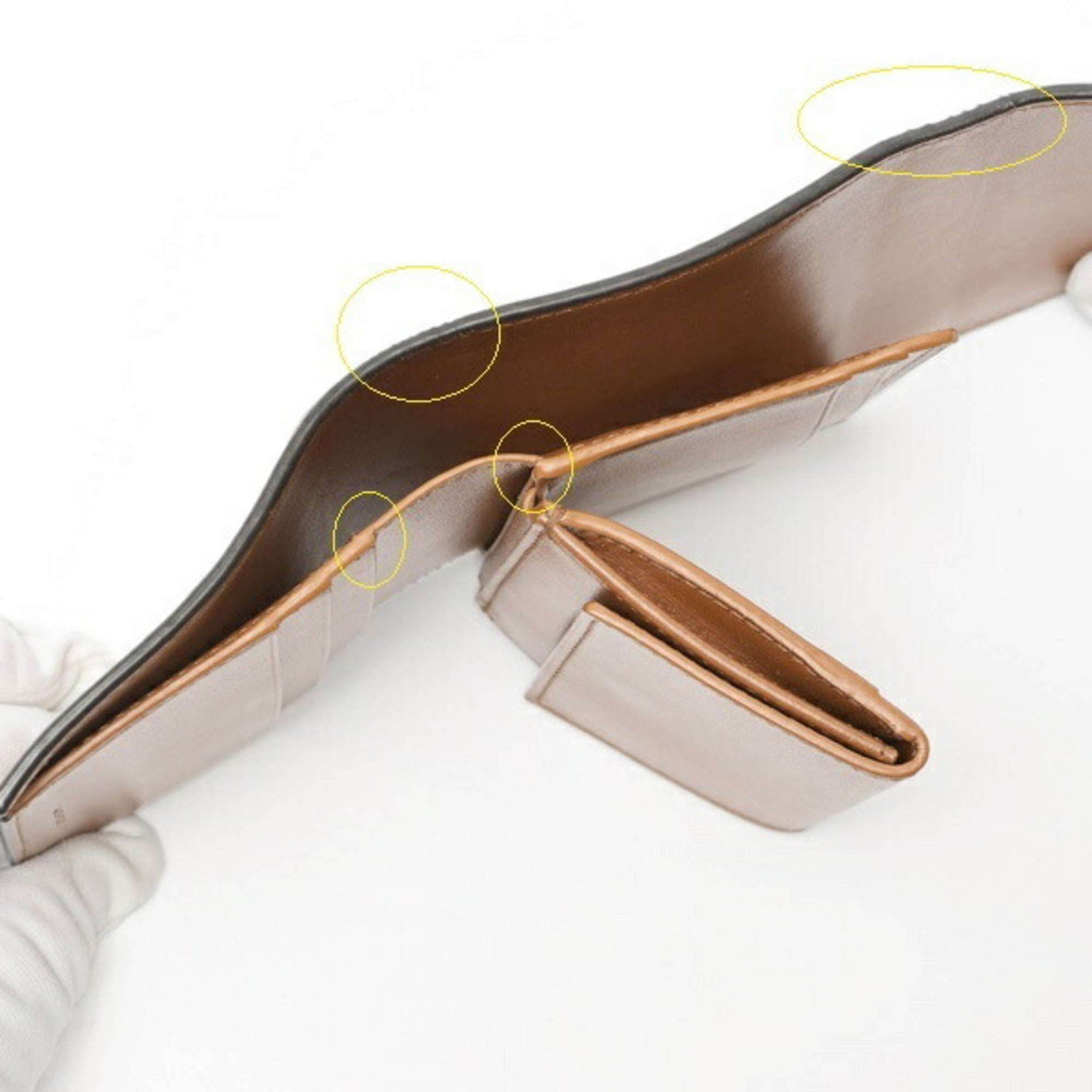 CELINE Triomphe Small Wallet 10D783BZG.04LU Shiny Smooth Lambskin Tan E-158611