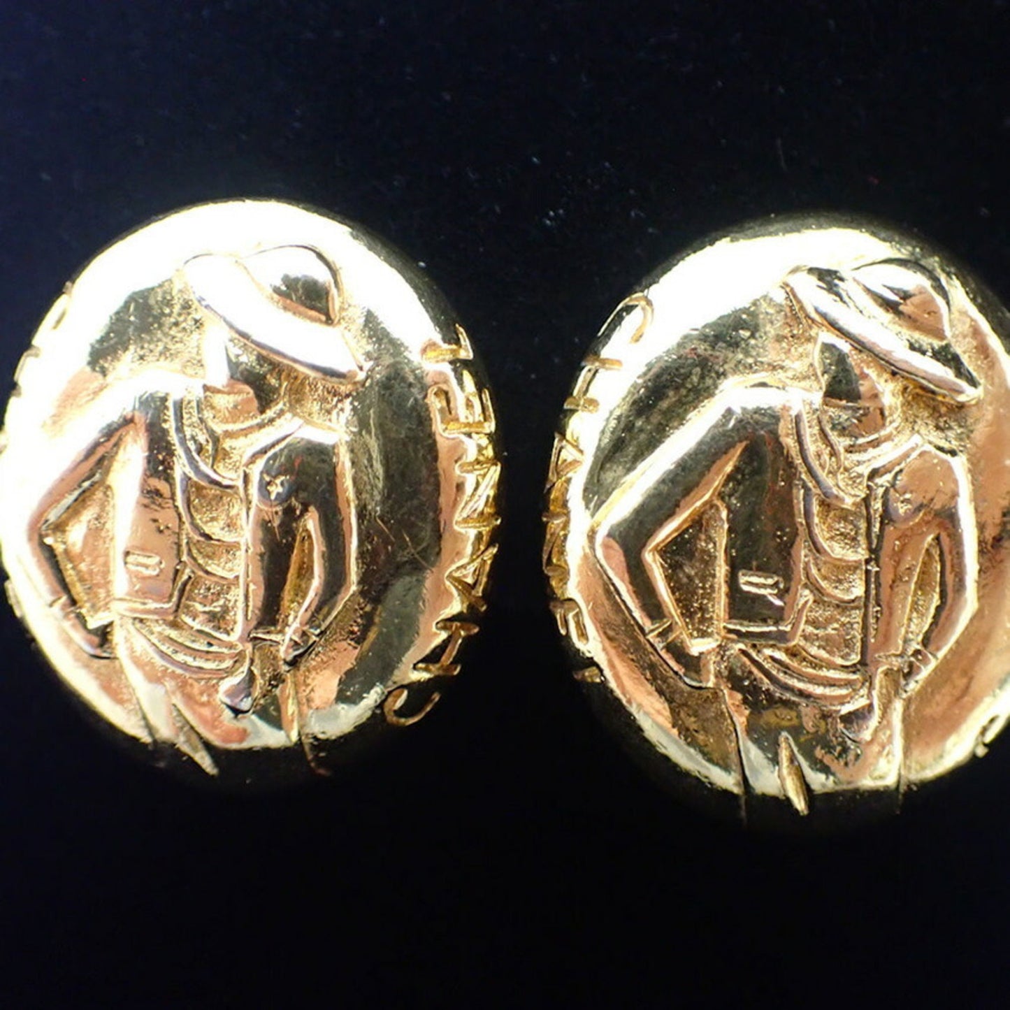 CHANEL Mademoiselle Gold-Plated Earrings j92-13