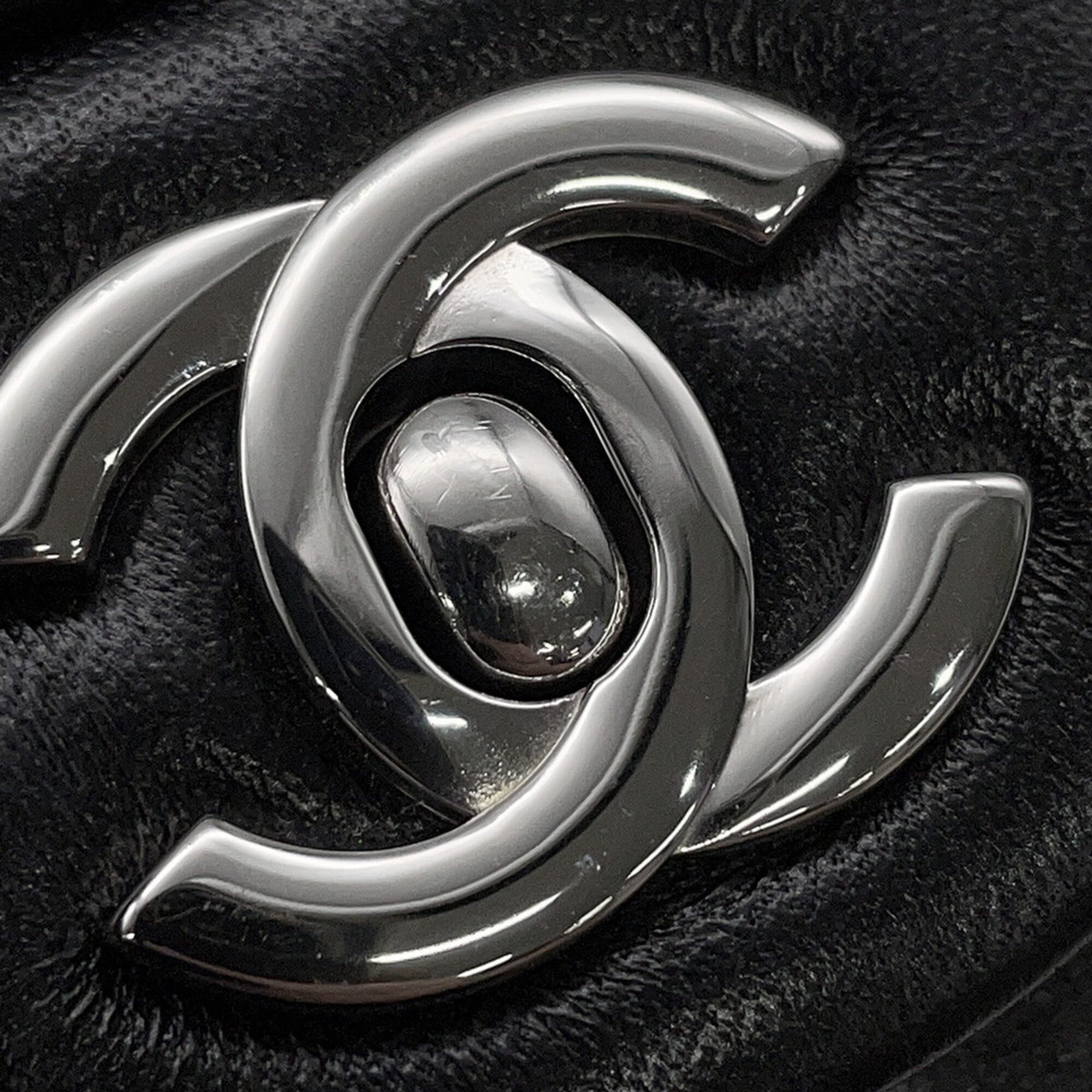 Chanel Chain Shoulder Bag Mini Matelassé Coco Mark Lambskin A69900 CHANEL Handbag Black Women's — Like New