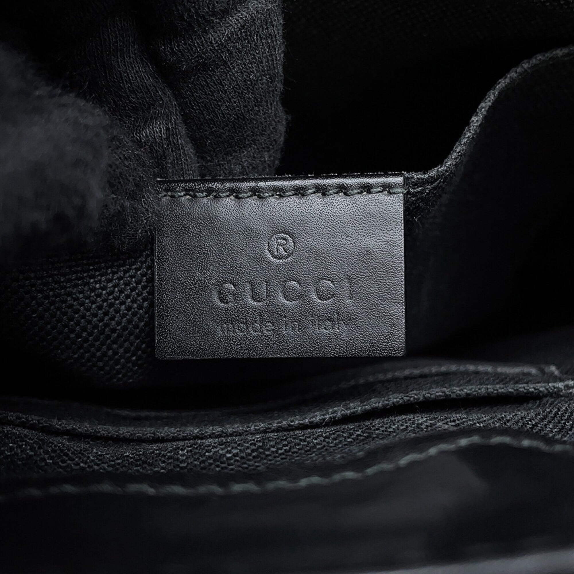 Gucci GG Supreme Shoulder Bag, Small Handbag 523599, GUCCI for Men, Black — Like New