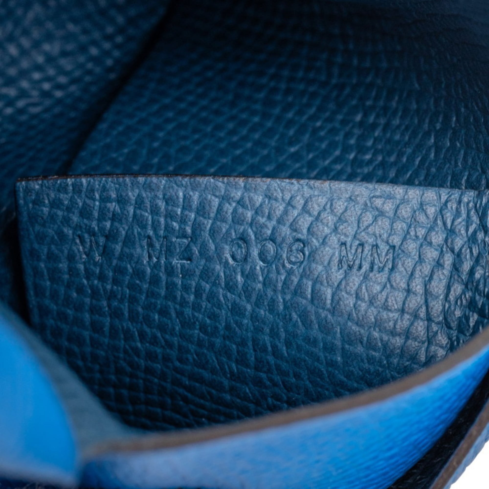 Hermes Hermès Bastia wallet/coin case in blue Epsom leather for women.